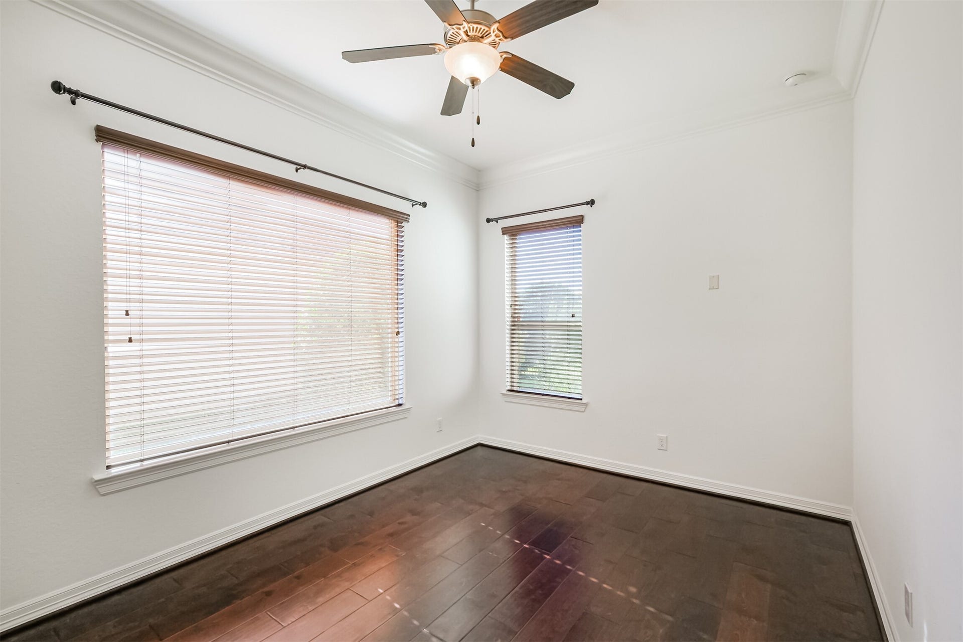 10 Silent Way Drive, Sugar Land, TX 77498 Another view of this bright, versatile space, which would be ideal as a guest bedroom, workout space, craft room or study, features two large windows and ceiling fan.