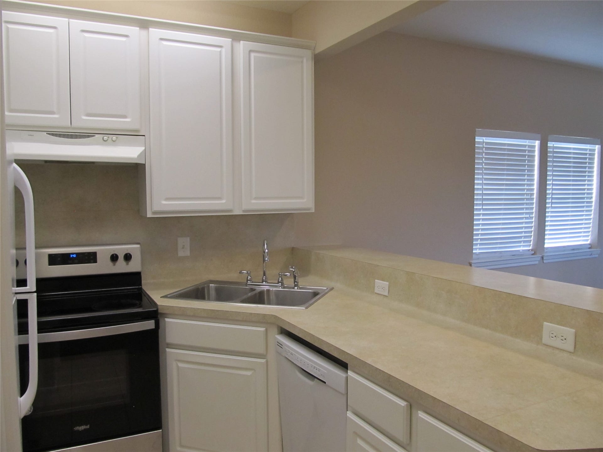 903 16th Street, San Leon, TX 77539 903 16th Street, San Leon, TX 77539