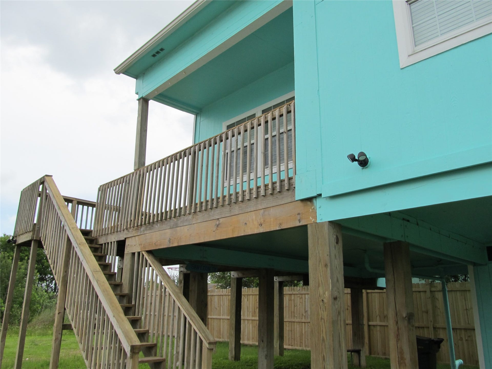 903 16th Street, San Leon, TX 77539 903 16th Street, San Leon, TX 77539