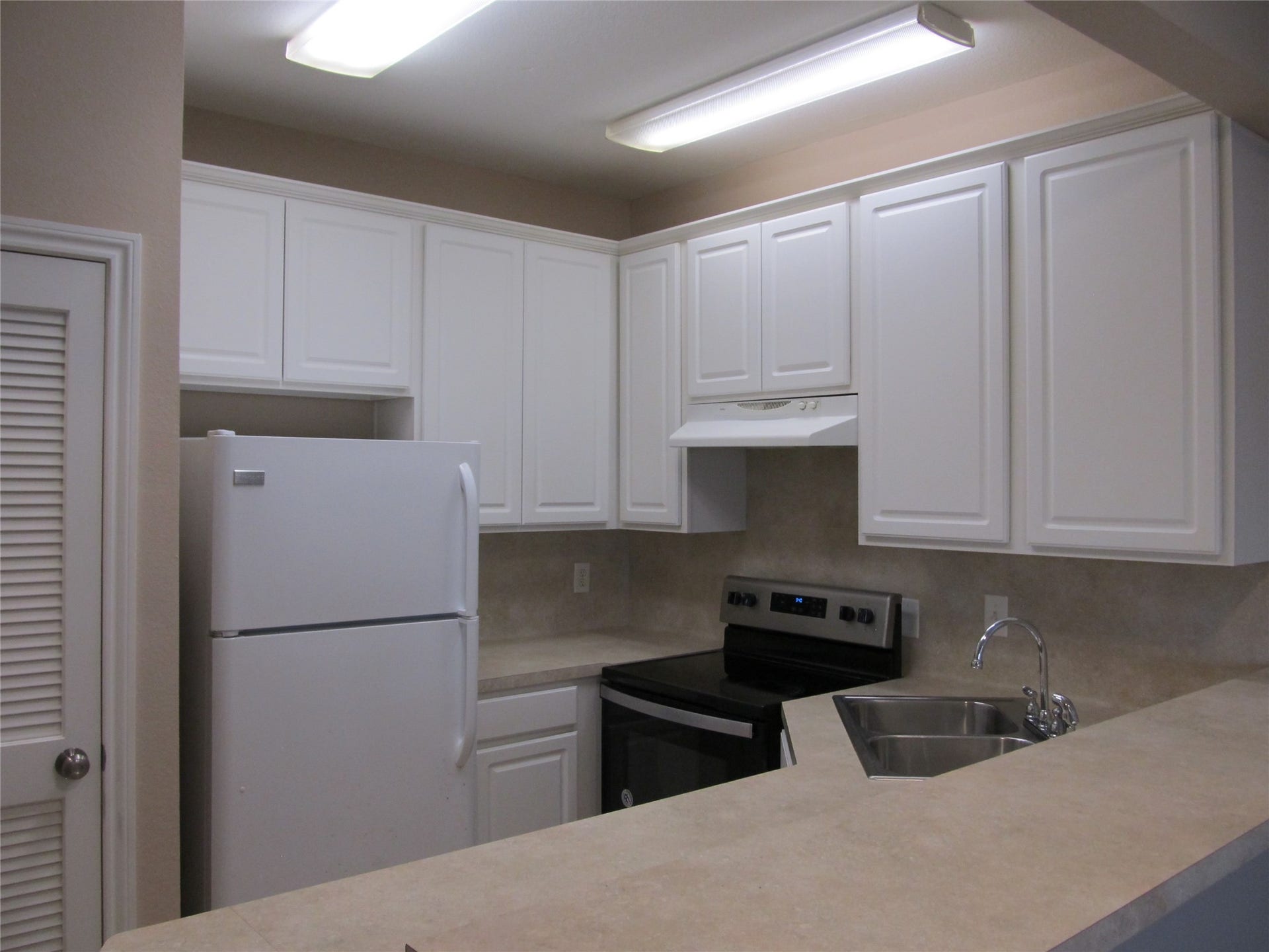 903 16th Street, San Leon, TX 77539 903 16th Street, San Leon, TX 77539