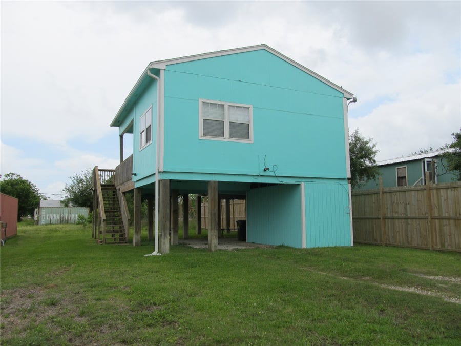 Property photo for 903 16th Street, San Leon, TX