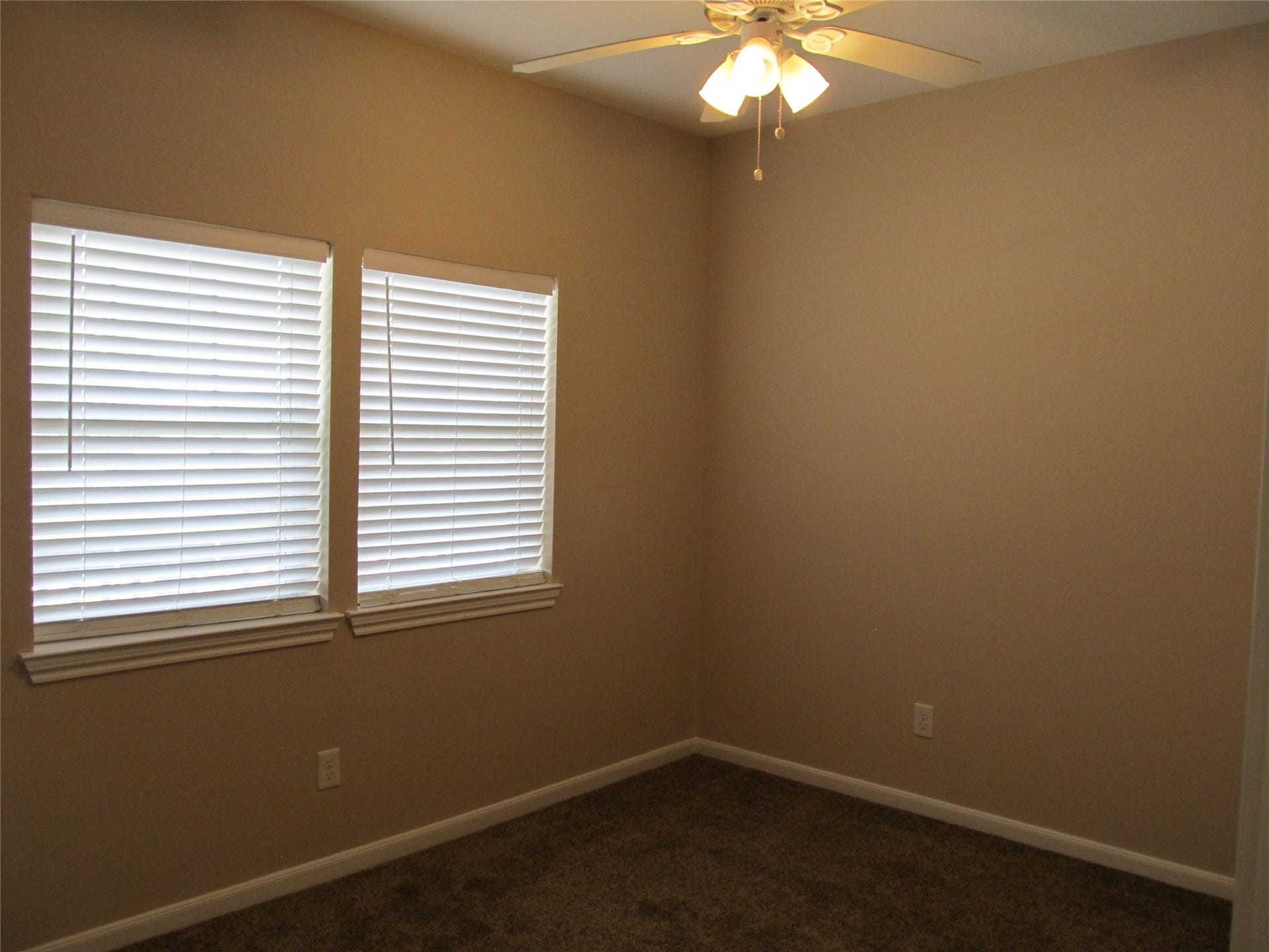 903 16th Street, San Leon, TX 77539 903 16th Street, San Leon, TX 77539