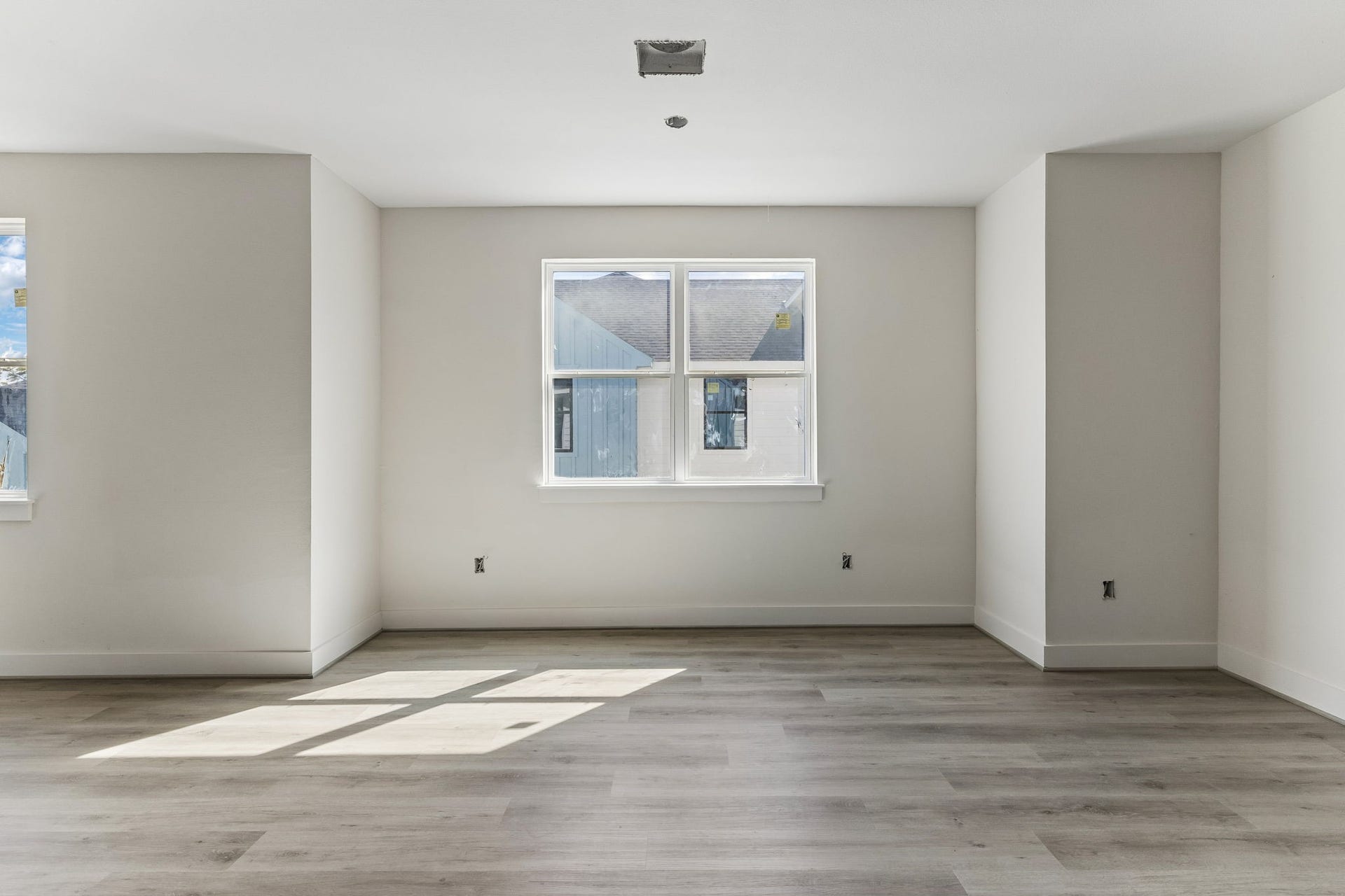 2031 Oak Forest Drive, #A-B, Houston, TX 77018 2031 Oak Forest Drive, #A-B, Houston, TX 77018