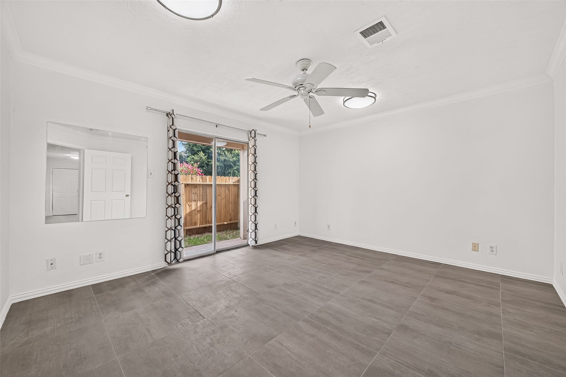 12502 Venus Park Lane, Houston, TX 77082