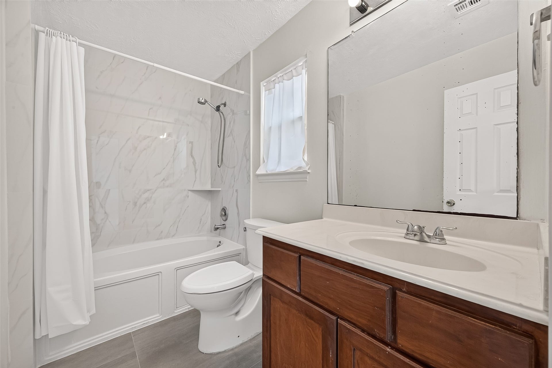 12502 Venus Park Lane, Houston, TX 77082