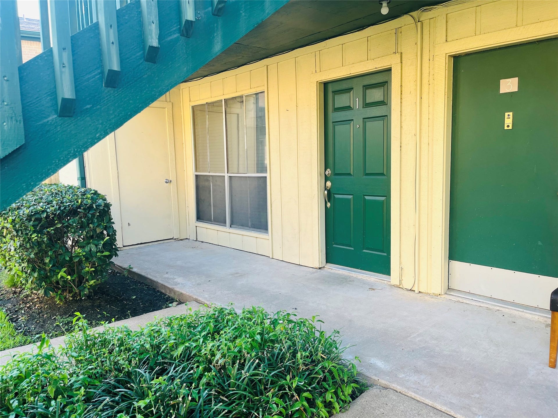 1516 Bay Area Blvd Boulevard, #H1, Houston, TX 77058 First floor unit H1