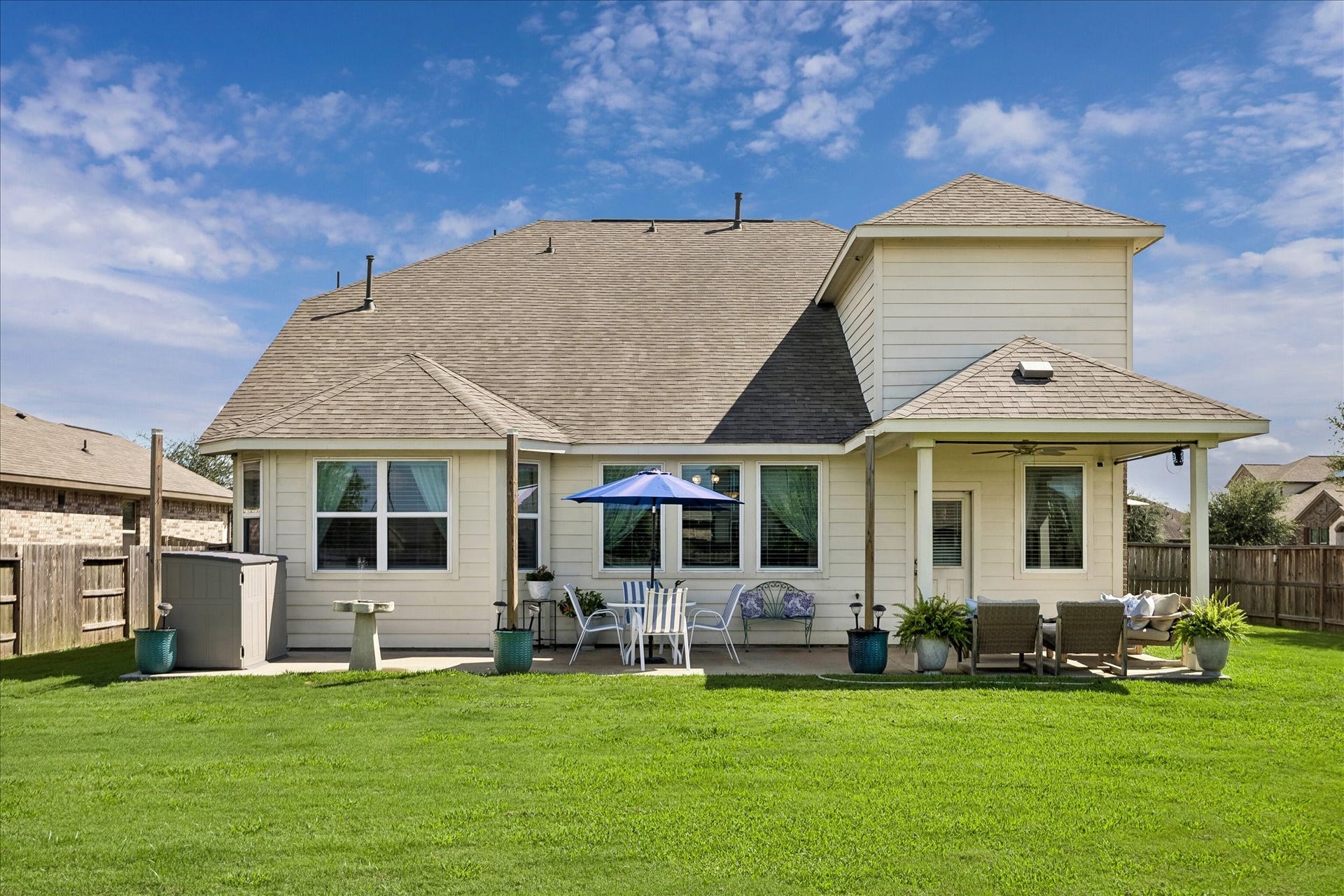 25934 Bronze Oak Court, Richmond, TX 77406 Enjoy a private outdoor setting on this .262 acre corner lot that backs to a greenbelt, with a covered patio and roll down shades for comfortable lounging plus an extended patio for soaking up sunny afternoons.
