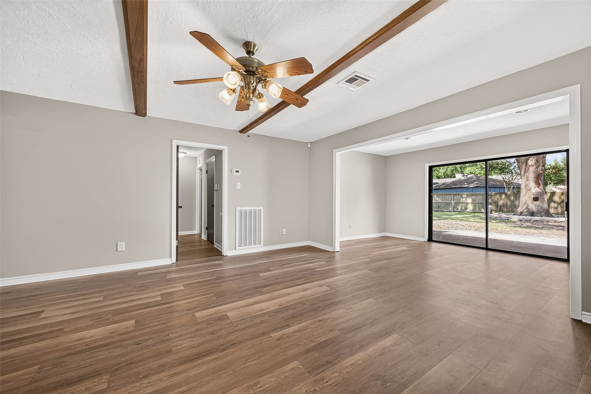 11710 N Petersham Drive, Houston, TX 77031 11710 N Petersham Drive, Houston, TX 77031