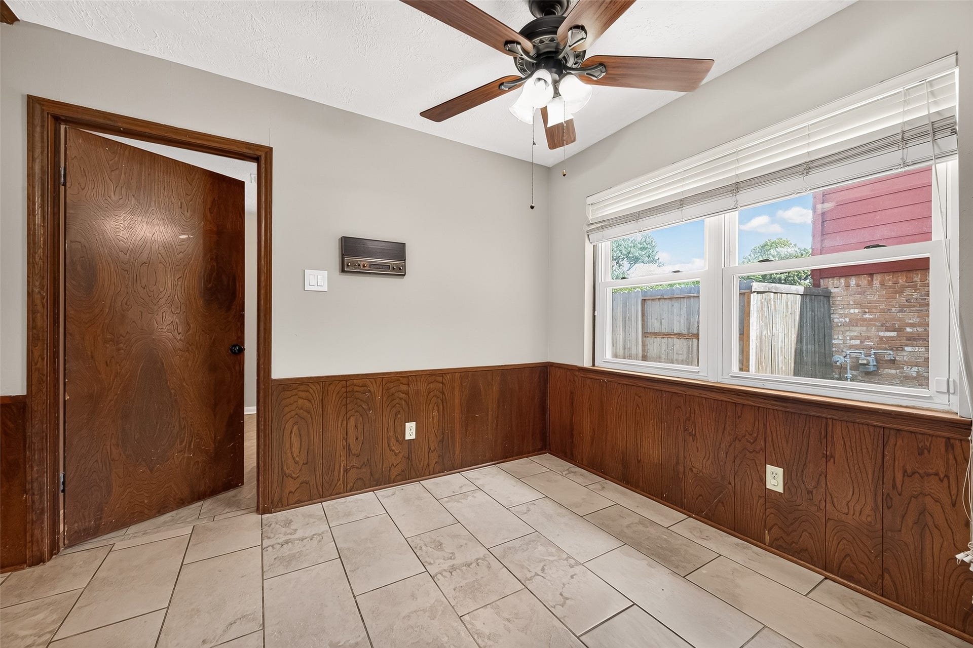 11710 N Petersham Drive, Houston, TX 77031 11710 N Petersham Drive, Houston, TX 77031