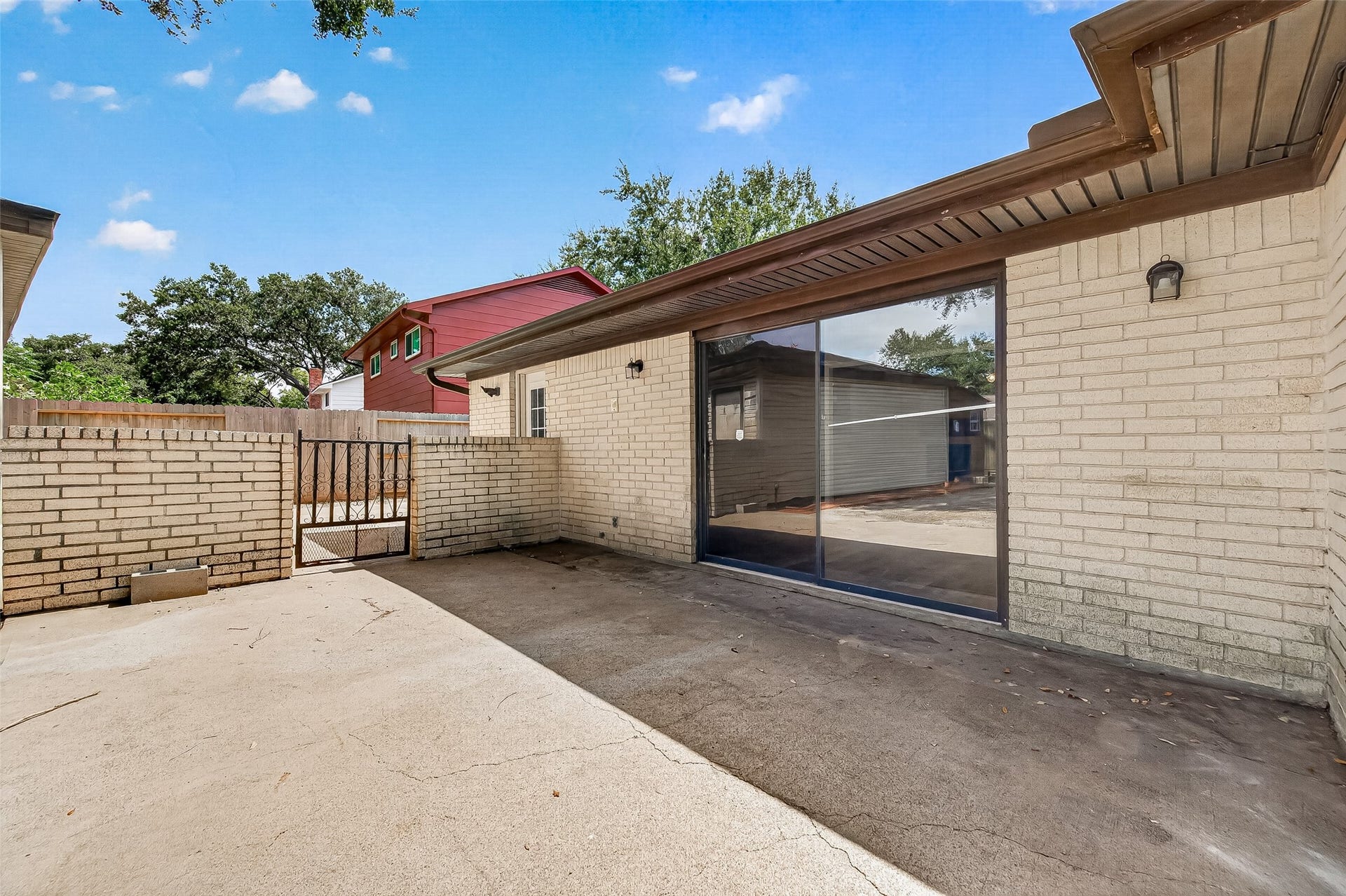 11710 N Petersham Drive, Houston, TX 77031 11710 N Petersham Drive, Houston, TX 77031