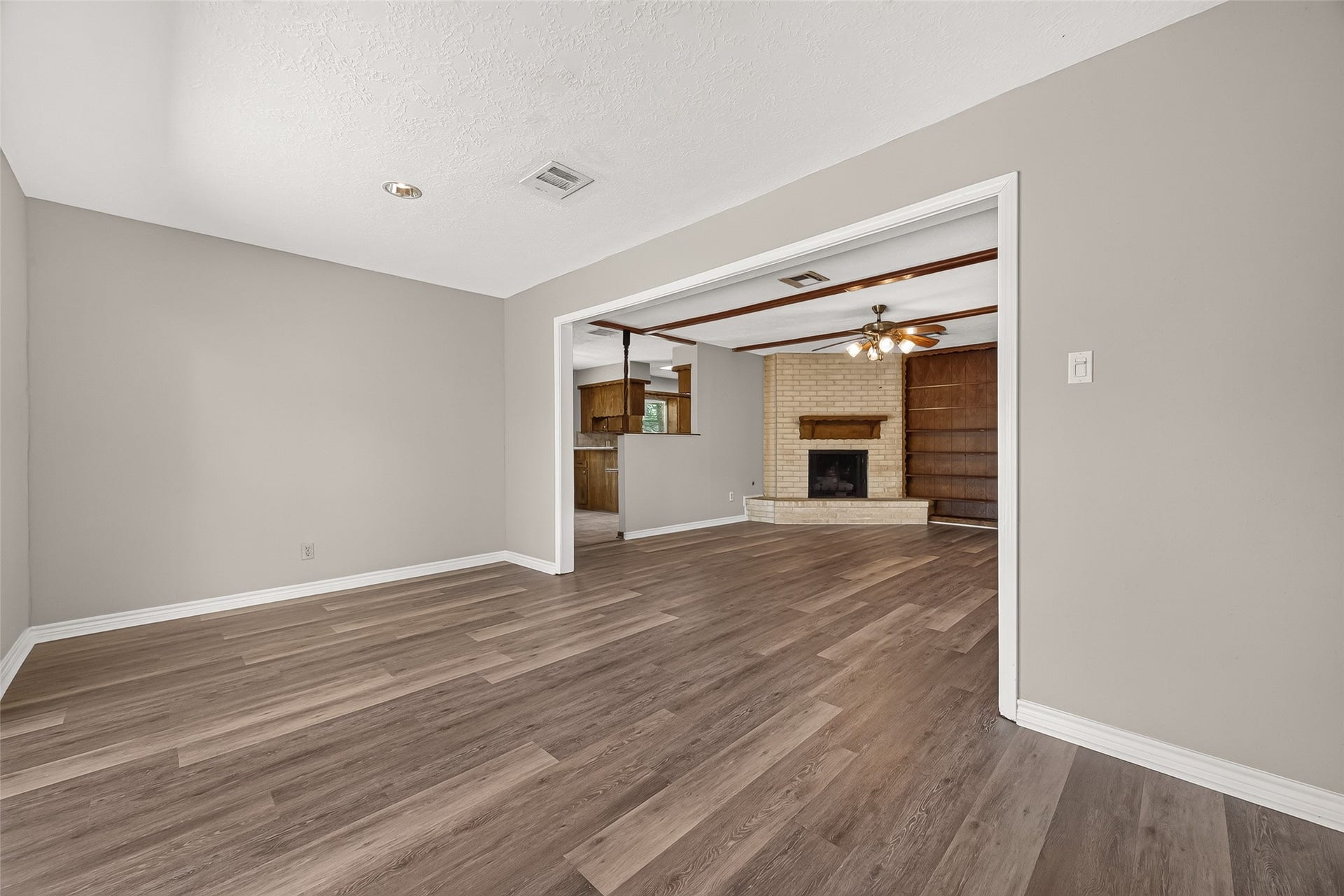 11710 N Petersham Drive, Houston, TX 77031 11710 N Petersham Drive, Houston, TX 77031