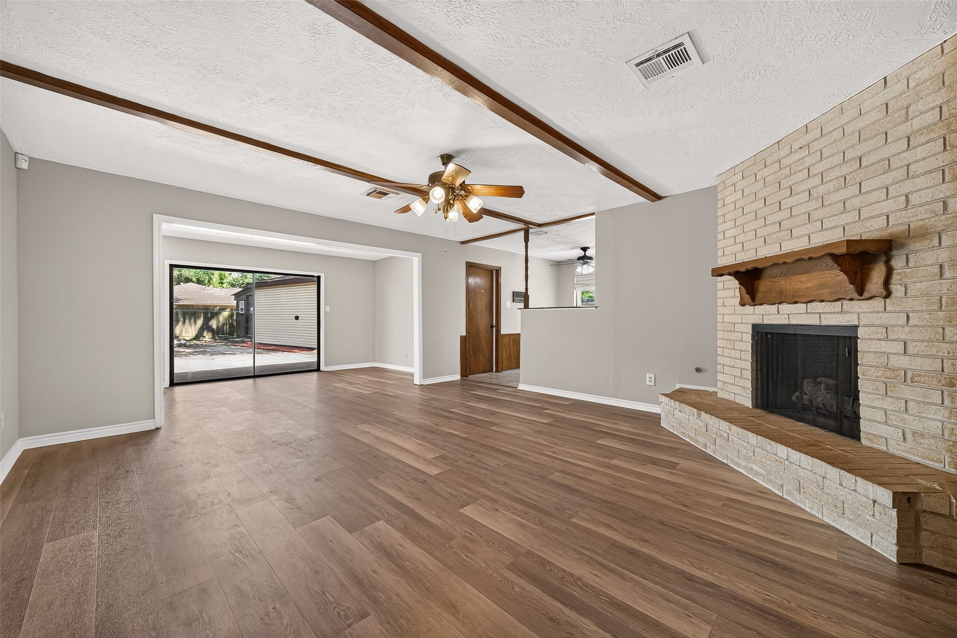 11710 N Petersham Drive, Houston, TX 77031 11710 N Petersham Drive, Houston, TX 77031