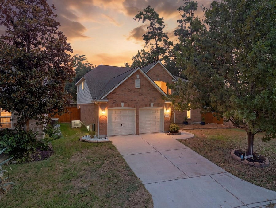 Property photo for 2827 Cottonwood Walk Court, Spring, TX