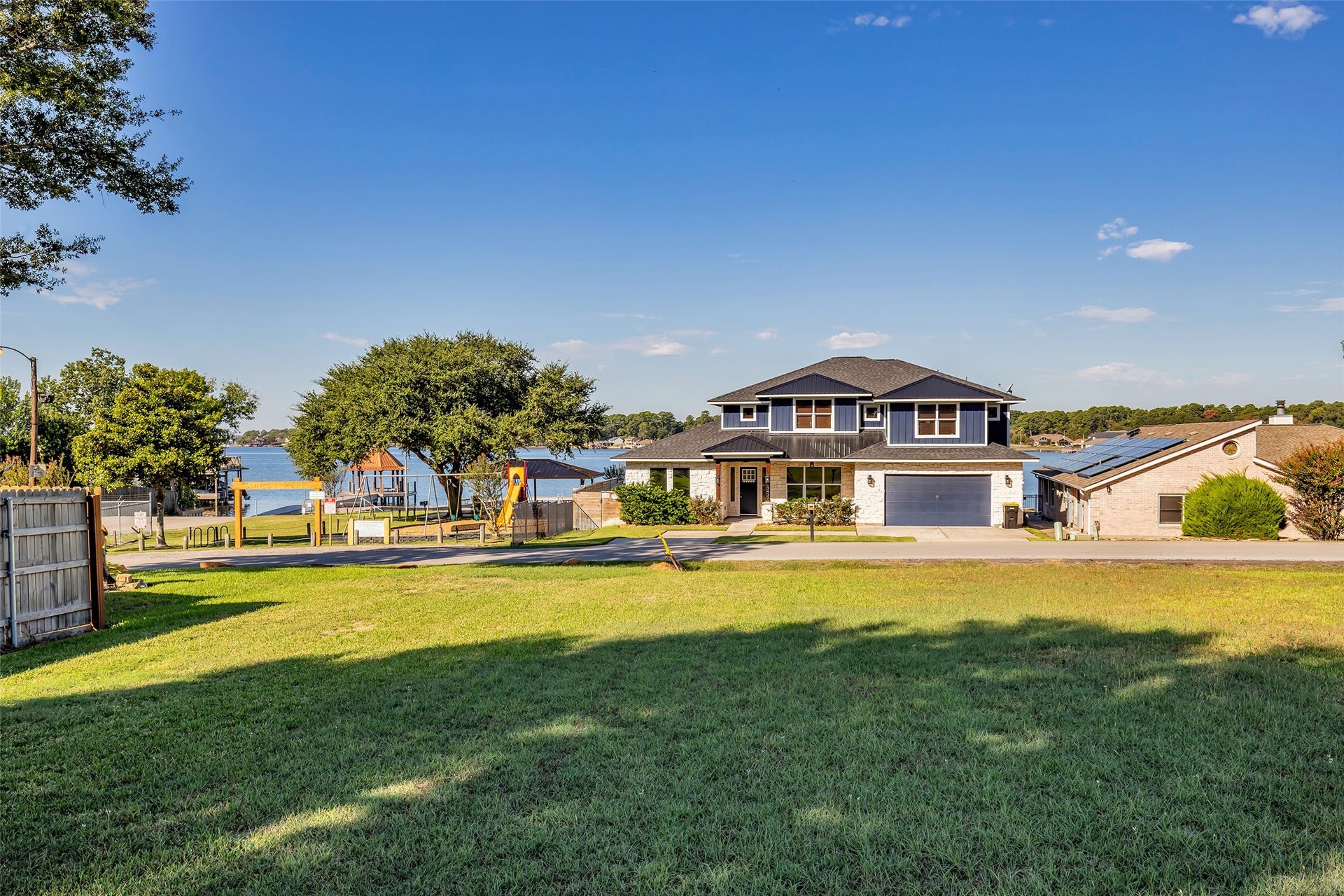 338 Bunker Hill, Willis, TX 77378 338 Bunker Hill, Willis, TX 77378