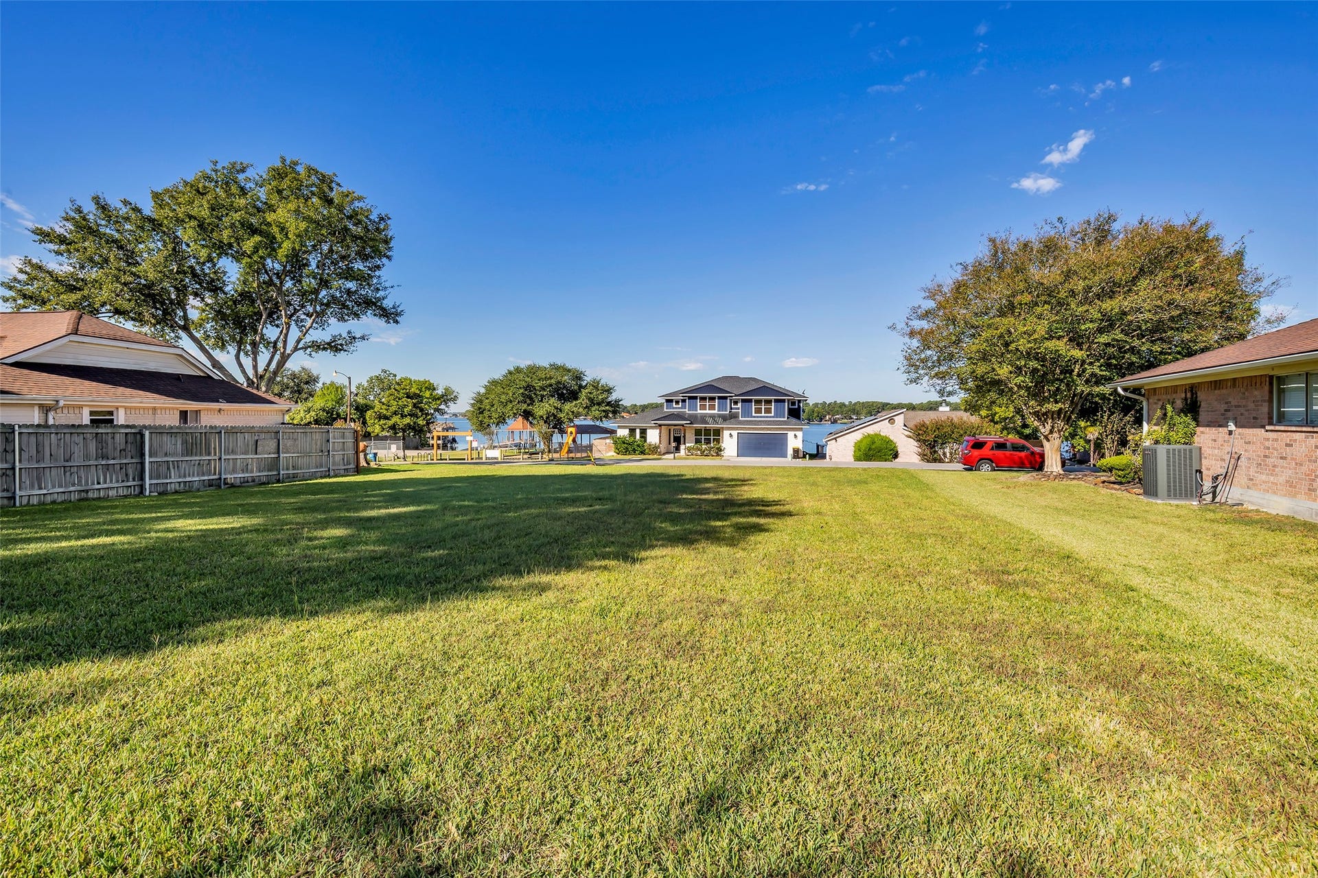 338 Bunker Hill, Willis, TX 77378 338 Bunker Hill, Willis, TX 77378