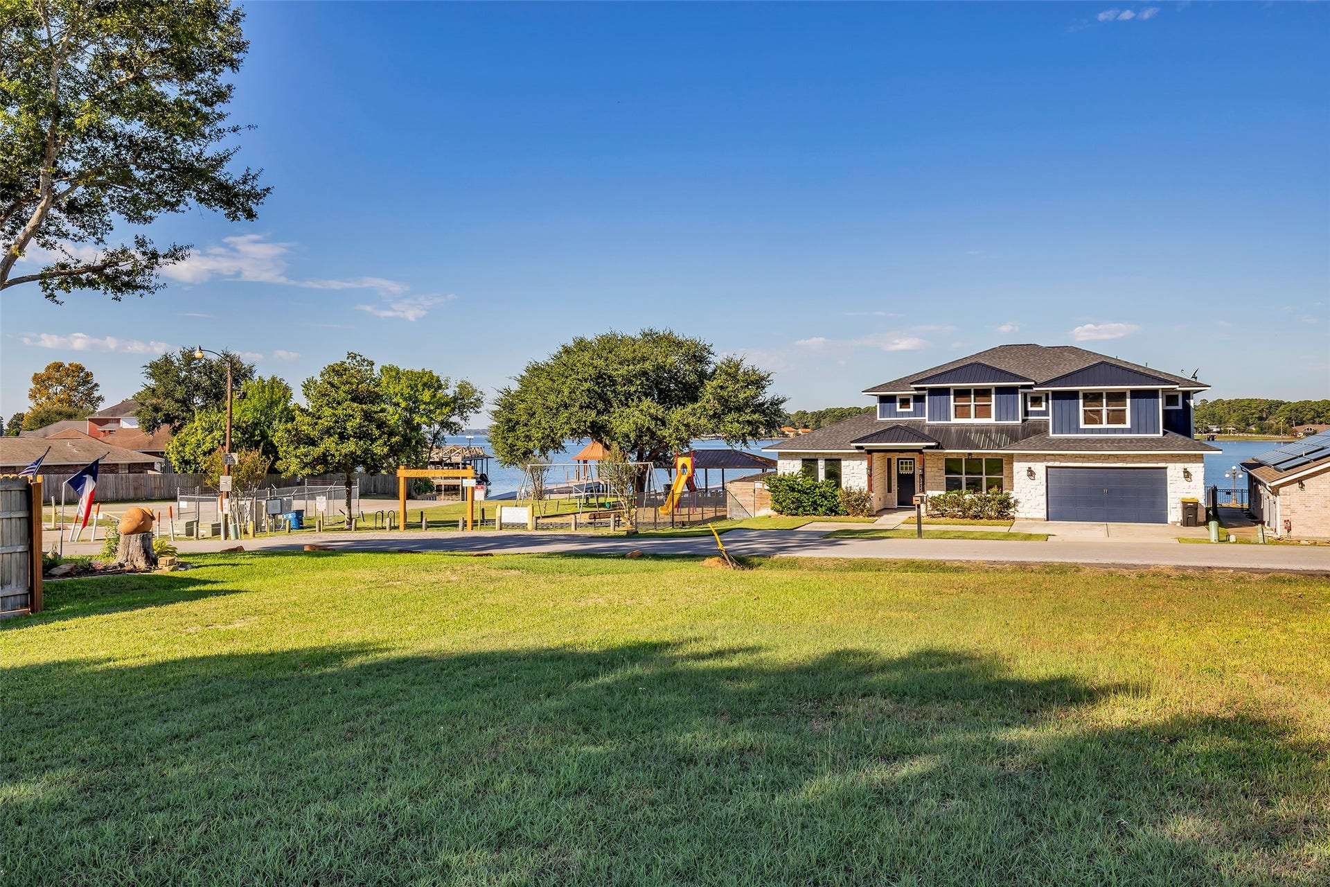 338 Bunker Hill, Willis, TX 77378 338 Bunker Hill, Willis, TX 77378