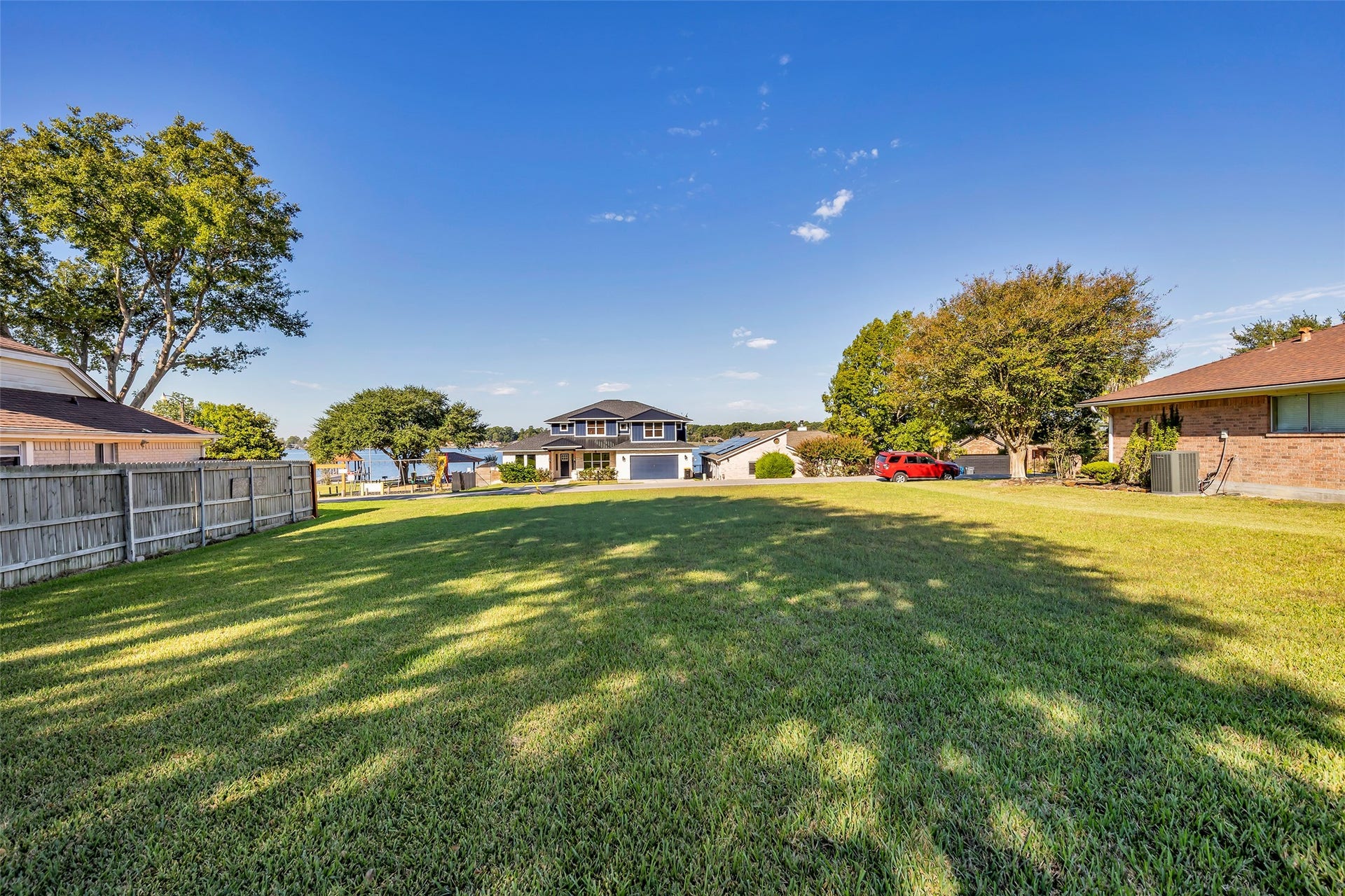 338 Bunker Hill, Willis, TX 77378 338 Bunker Hill, Willis, TX 77378