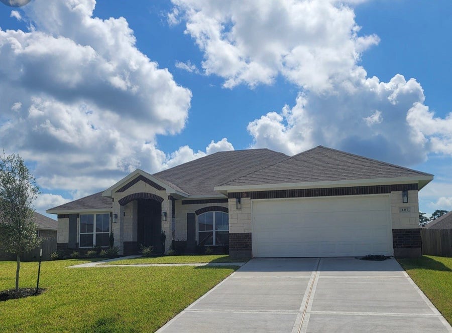 Property photo for 4317 Leslies Way, Dickinson, TX
