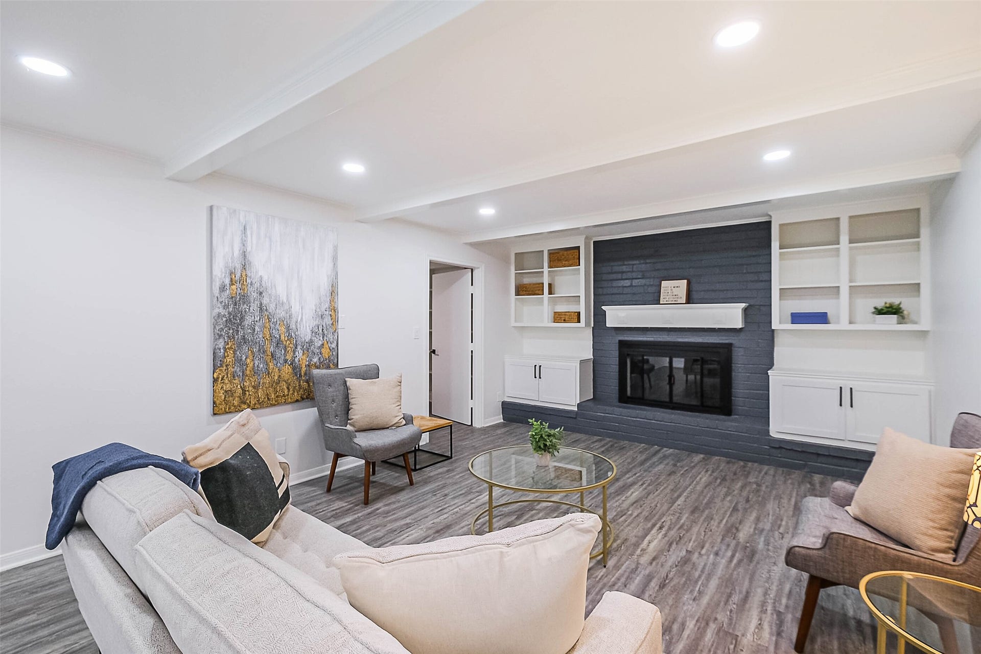 As per the rest of the home, the flooring is new - the LVP in the living room looks great.