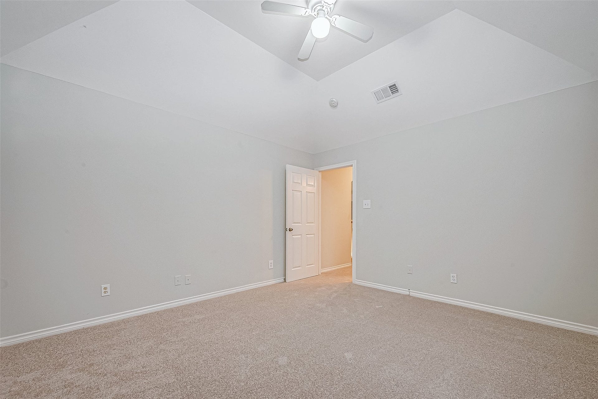 10327 Sablebrook Lane, Houston, TX 77095 2nd floor Bedroom 1