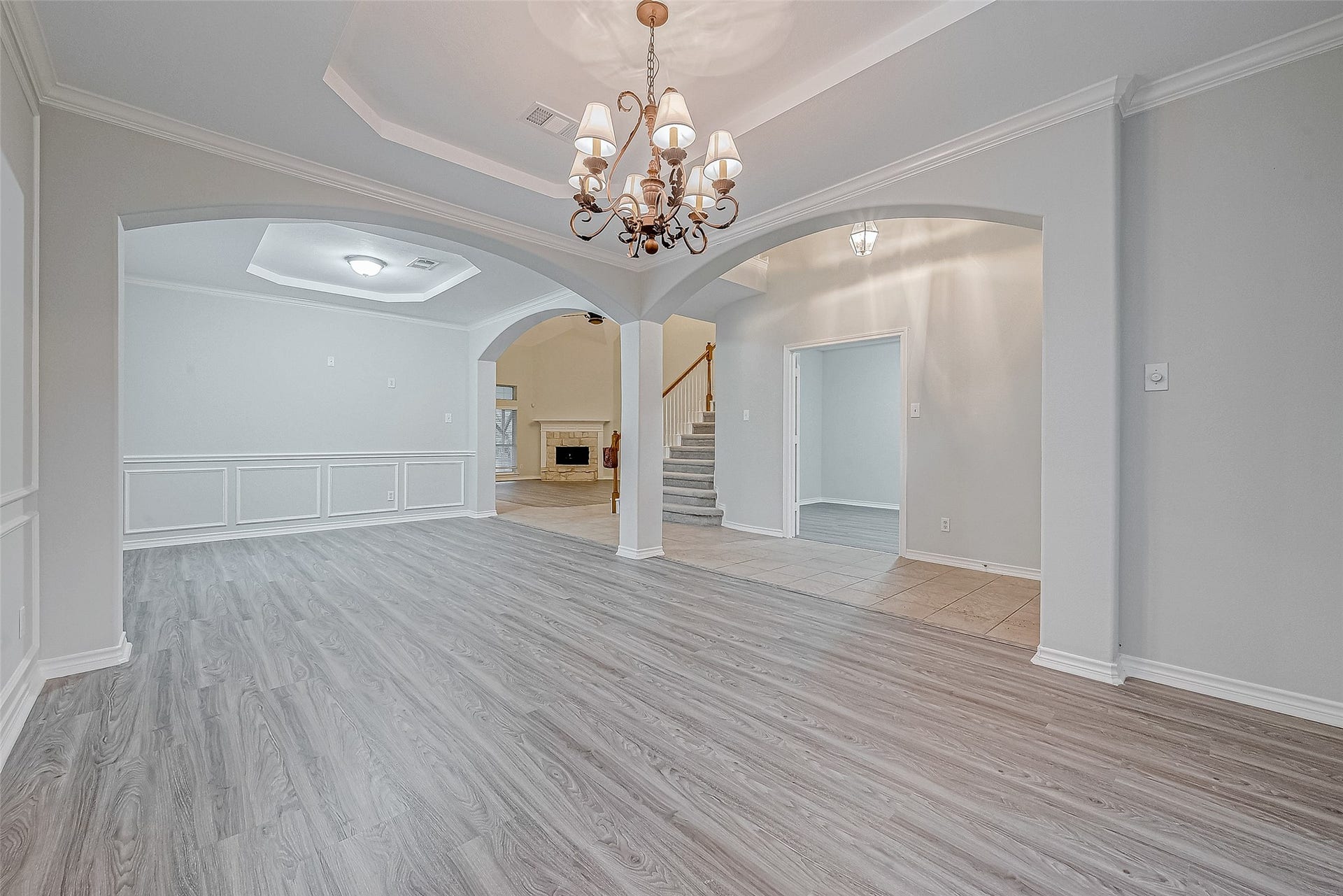 10327 Sablebrook Lane, Houston, TX 77095 formal living room