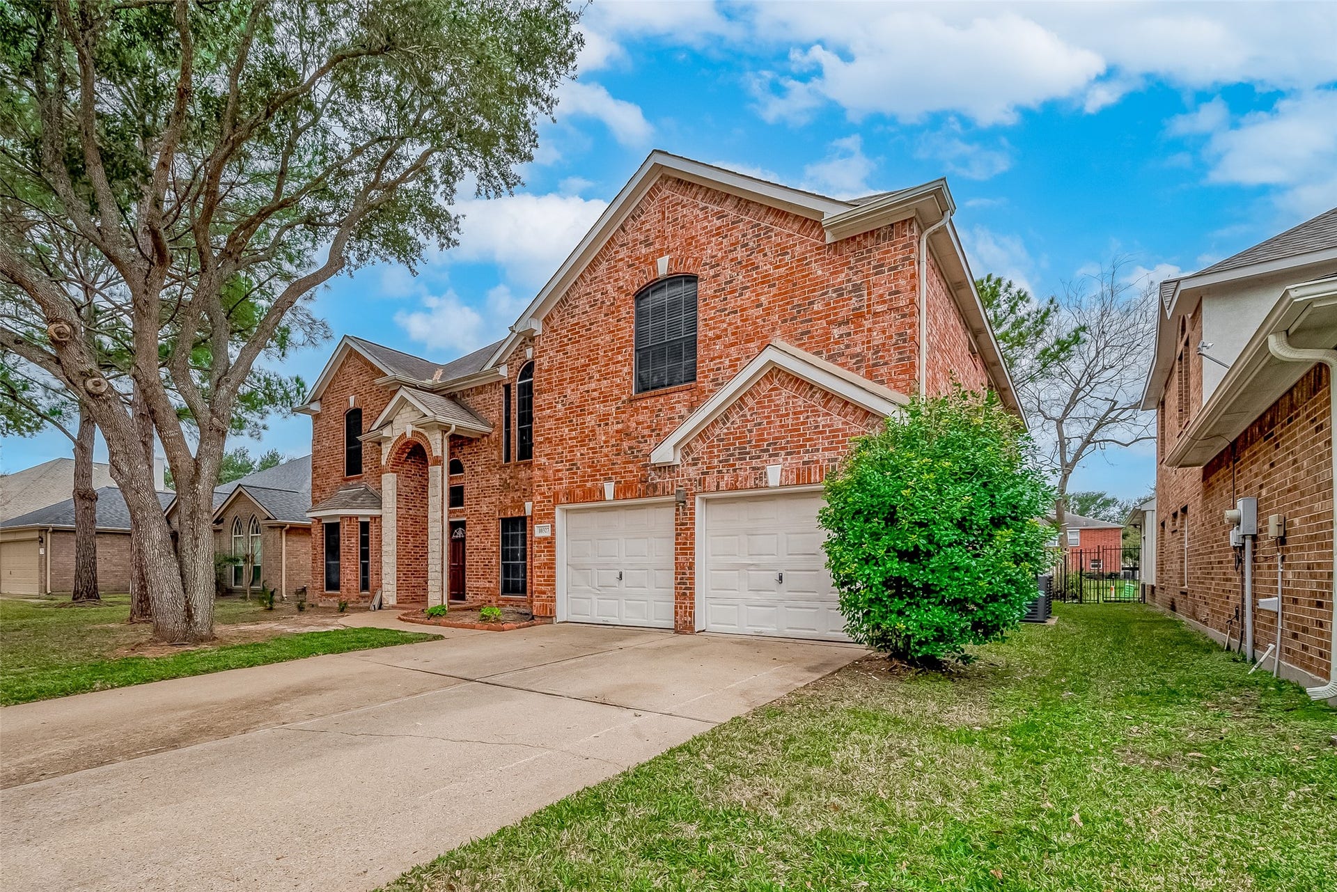10327 Sablebrook Lane, Houston, TX 77095 10327 Sablebrook Lane, Houston, TX 77095