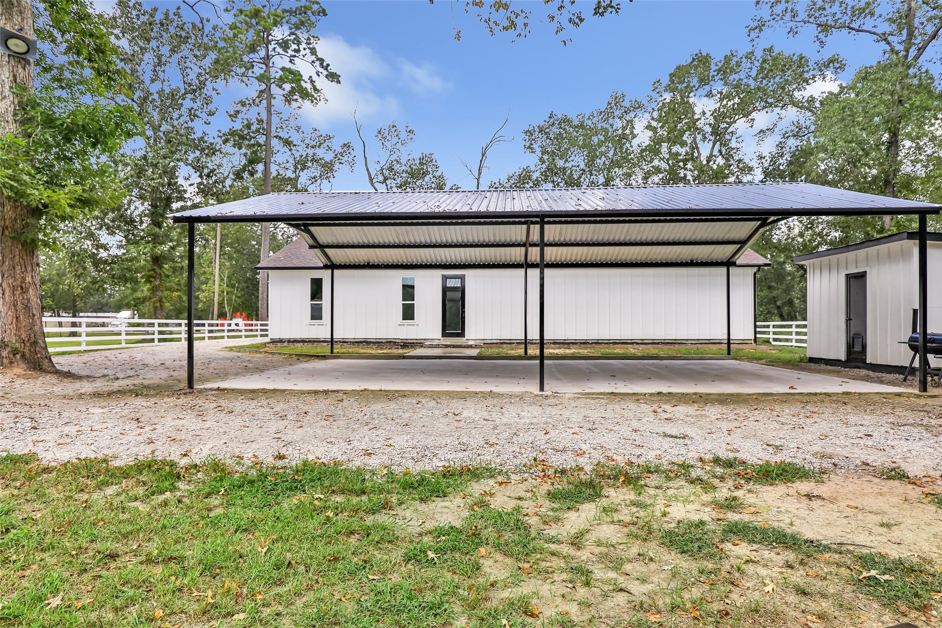 634 County Road 2342, Dayton, TX 77535 634 County Road 2342, Dayton, TX 77535