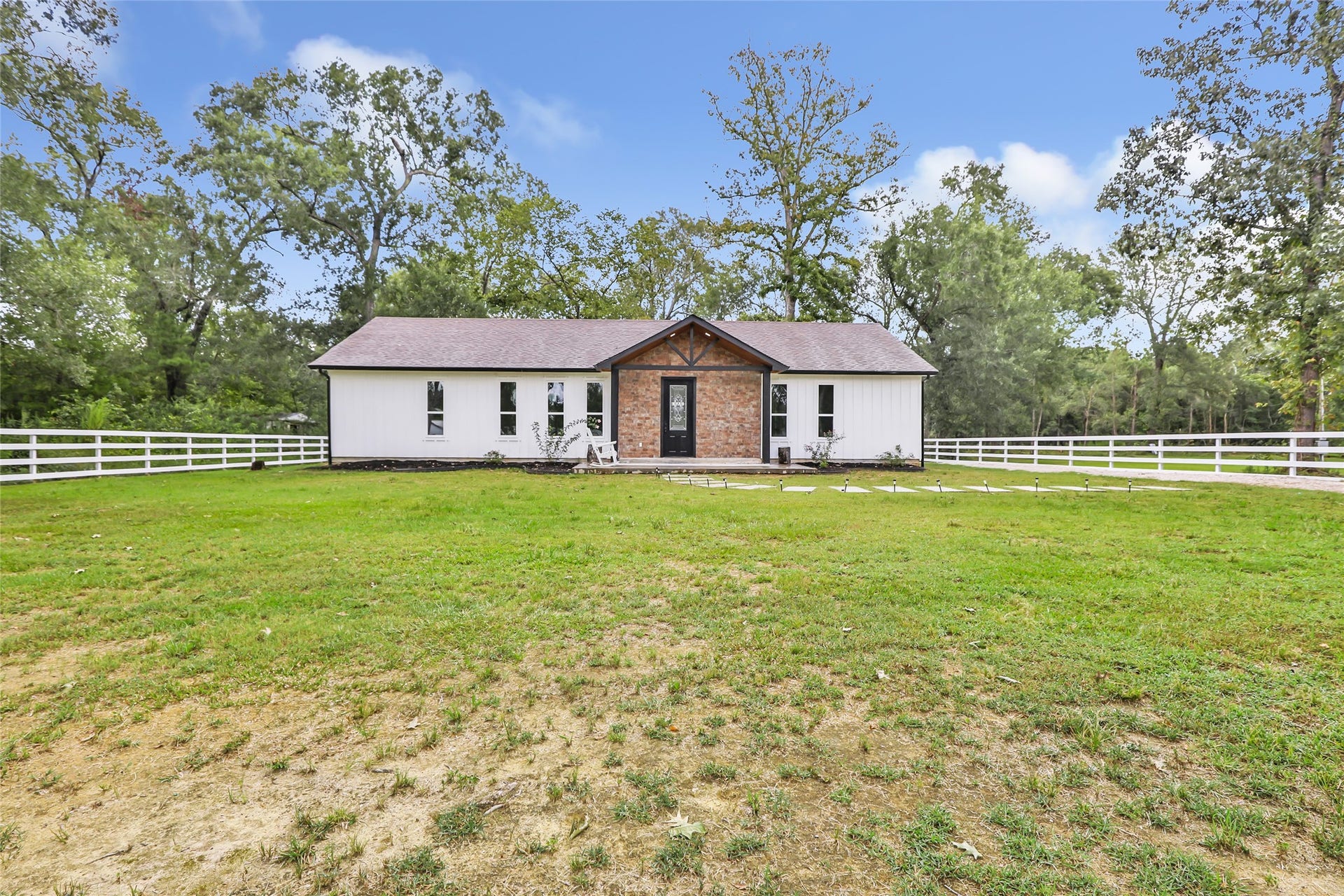 634 County Road 2342, Dayton, TX 77535 634 County Road 2342, Dayton, TX 77535