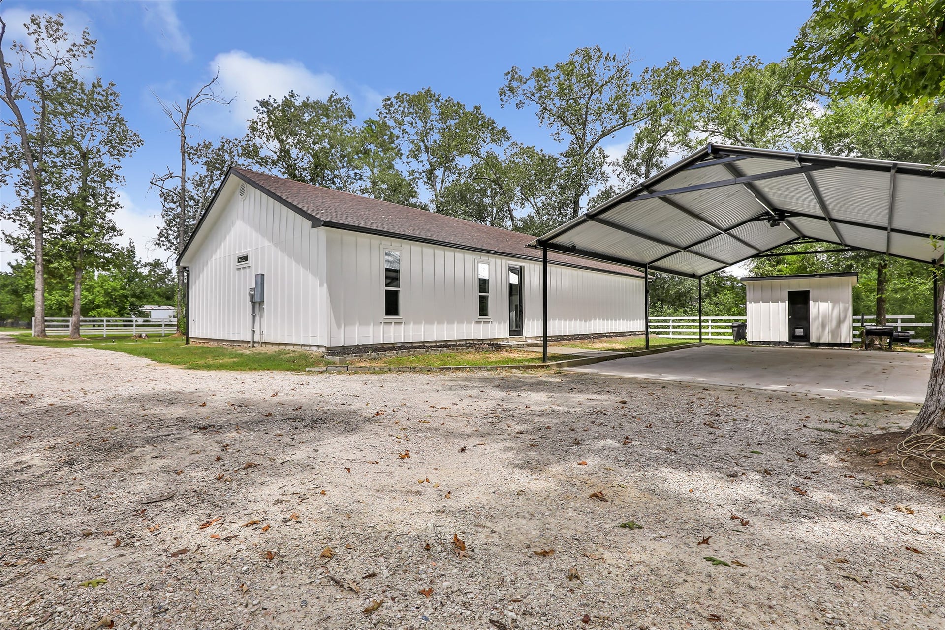 634 County Road 2342, Dayton, TX 77535 634 County Road 2342, Dayton, TX 77535