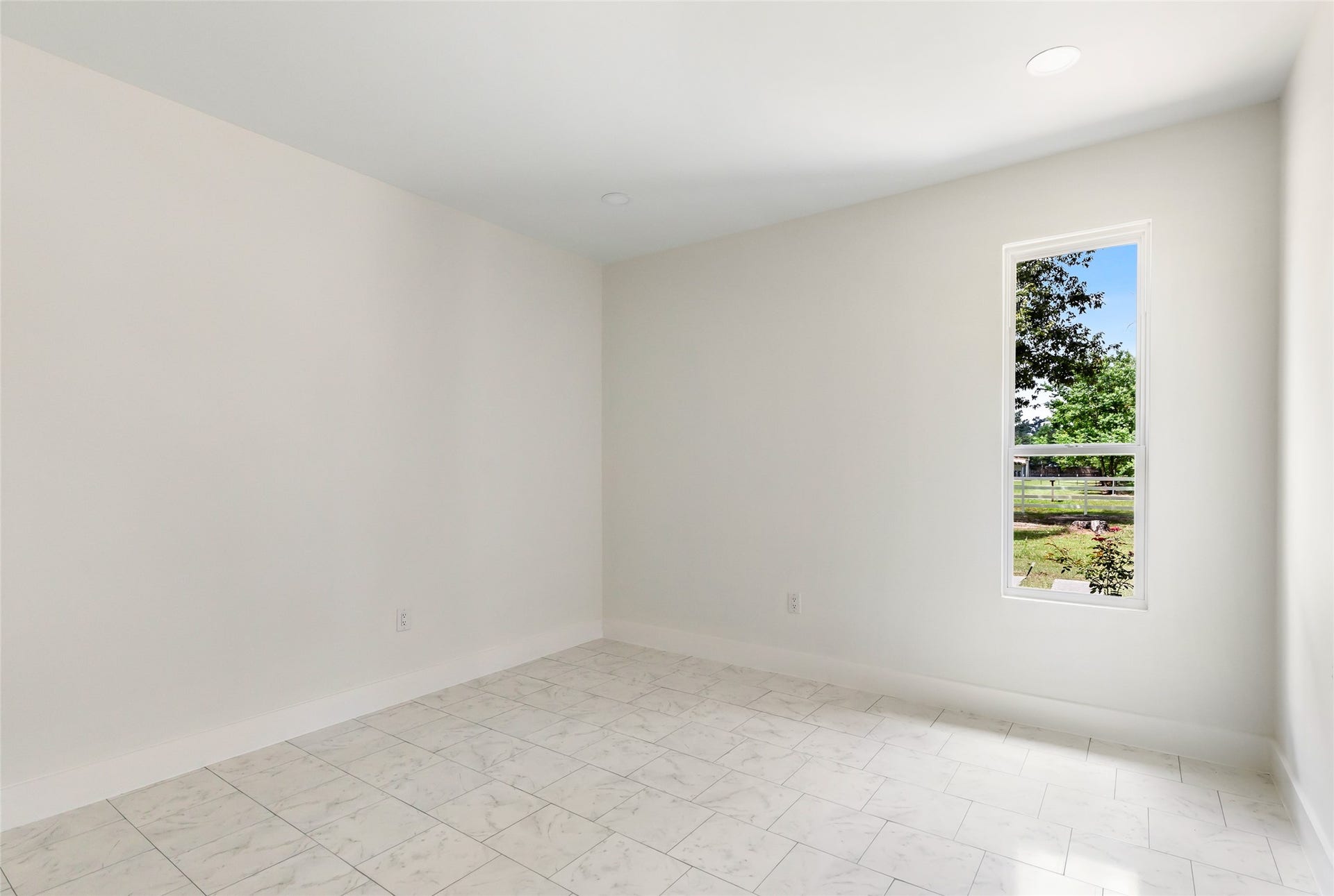 634 County Road 2342, Dayton, TX 77535 634 County Road 2342, Dayton, TX 77535