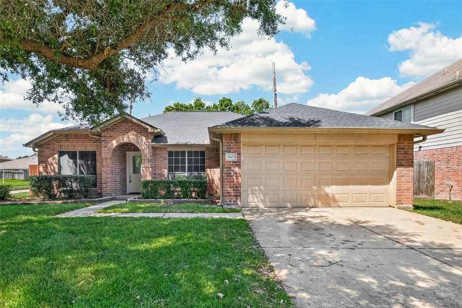 Property photo for 3603 Bristleleaf Dr, Katy, TX