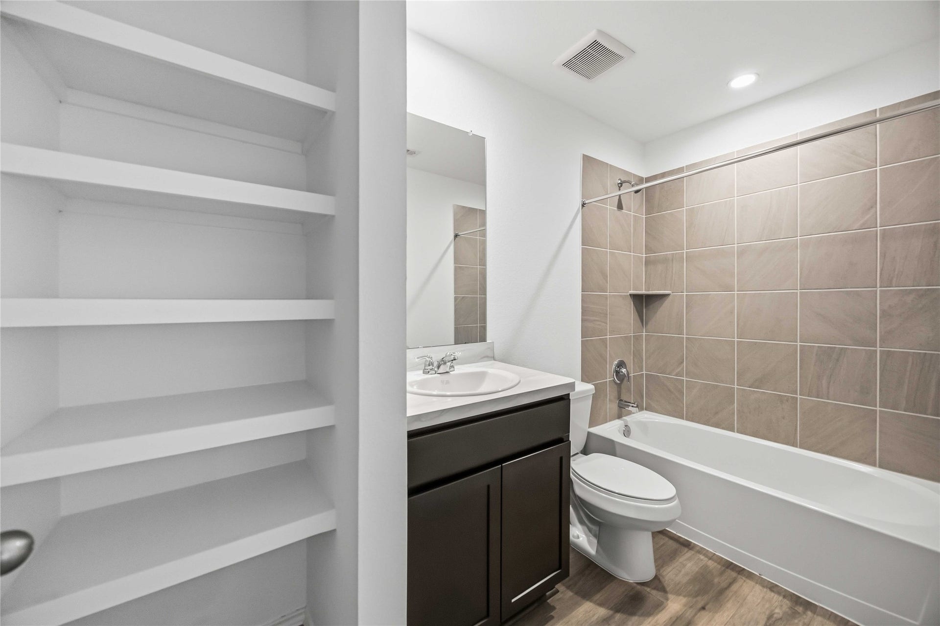 12215 Ridge River Lane, Houston, TX 77067