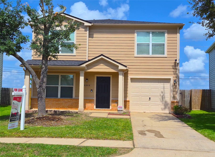 Property photo for 3203 Becker Glen Street, Fresno, TX