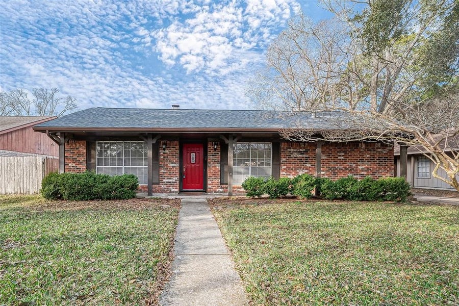 Property photo for 15726 Sea Liner Dr, Houston, TX
