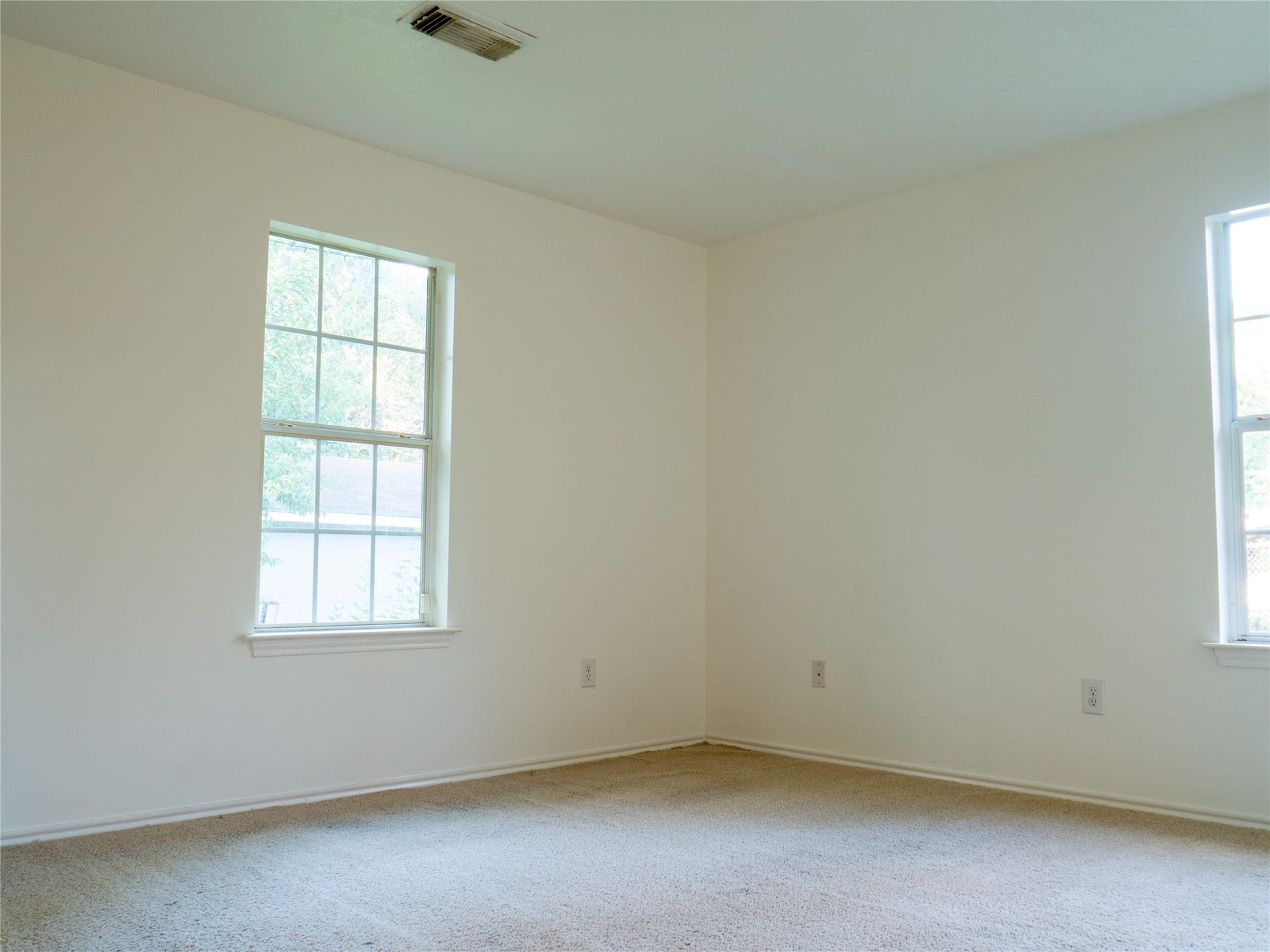 5706 Tuskegee Street, Houston, TX 77091 5706 Tuskegee Street, Houston, TX 77091
