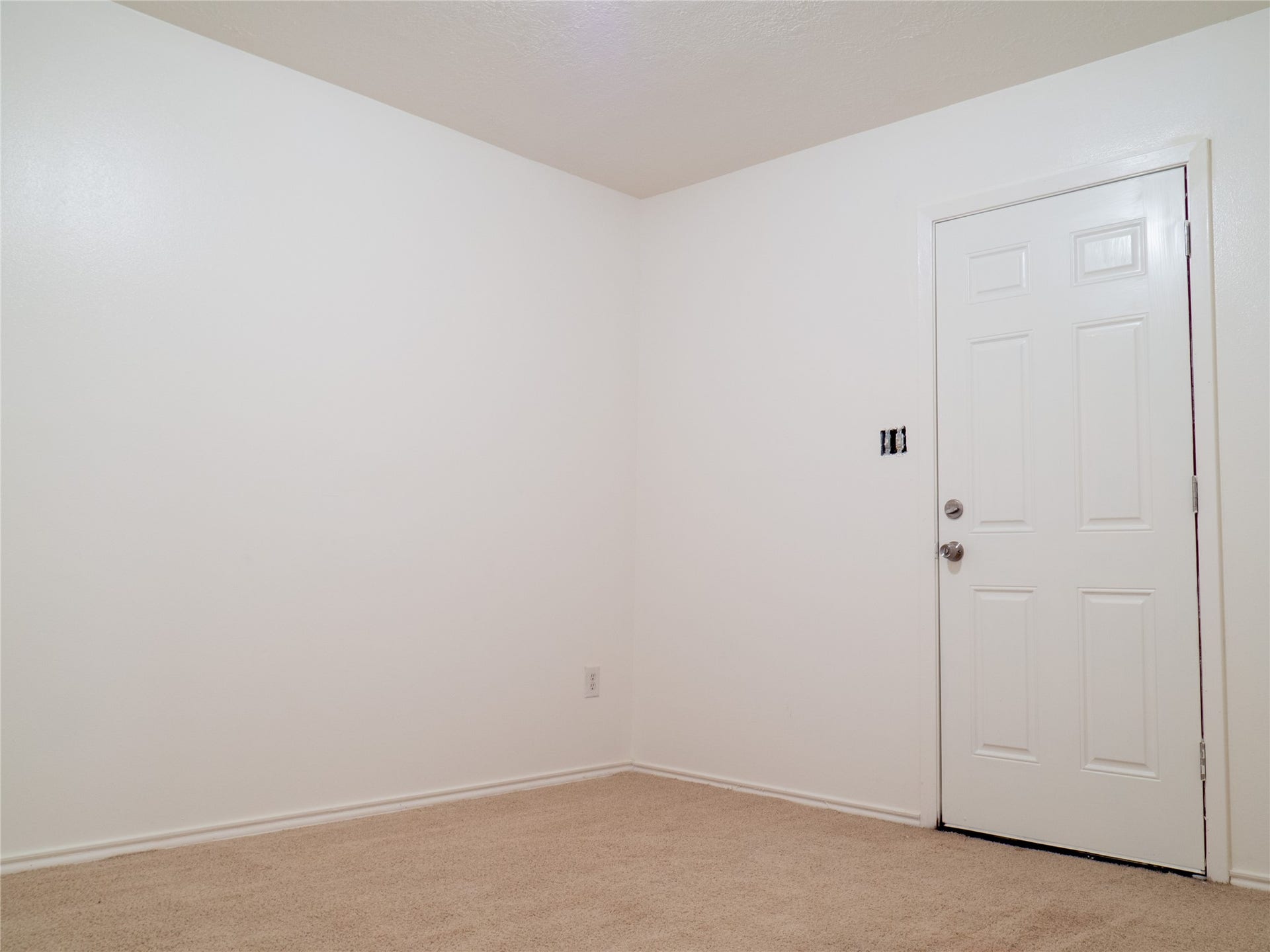 5706 Tuskegee Street, Houston, TX 77091 5706 Tuskegee Street, Houston, TX 77091