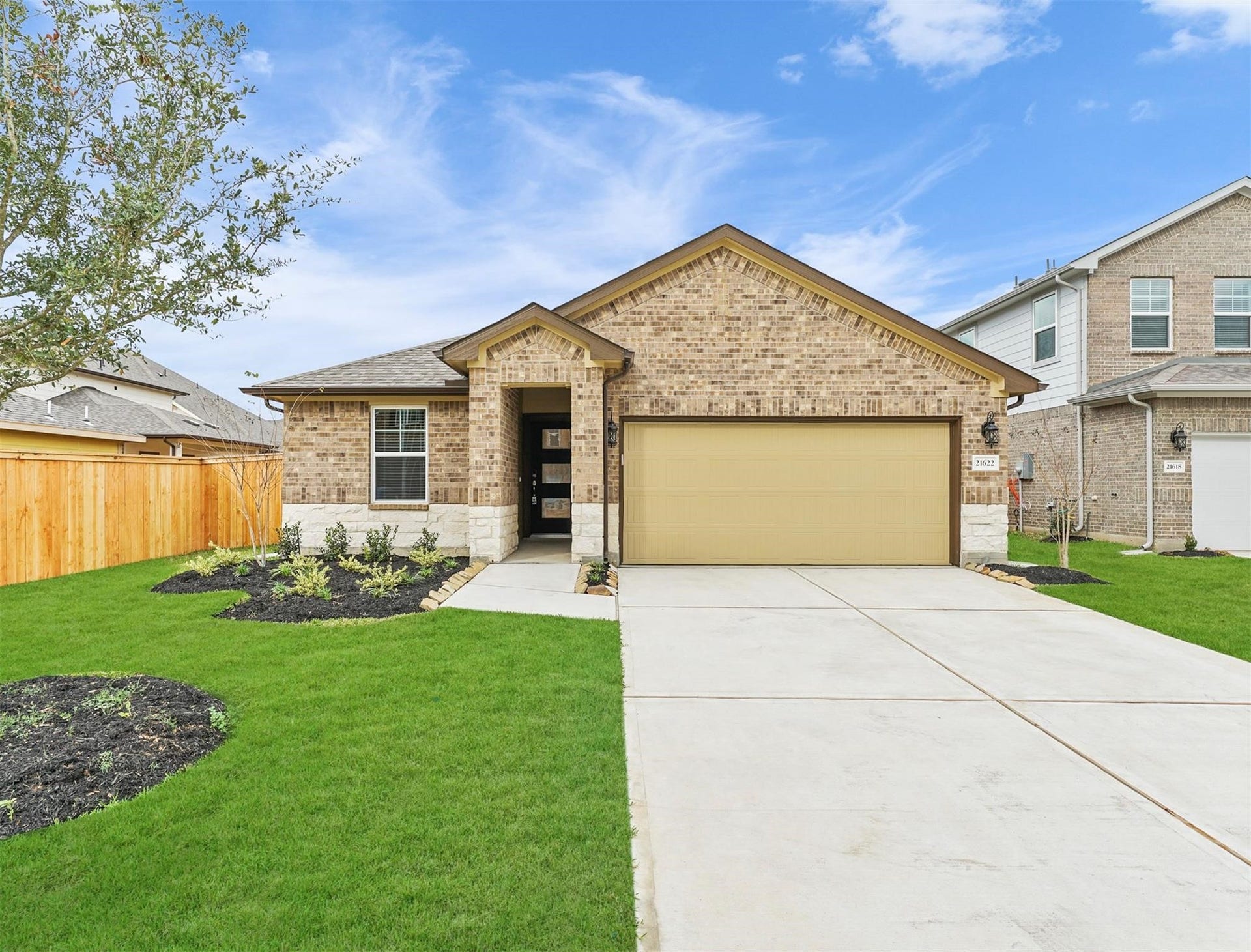 21622 Teton Rock Trail, Richmond, TX 77407 The Seth Real Estate Group welcomes you to 21622 Teton Rock Trl!