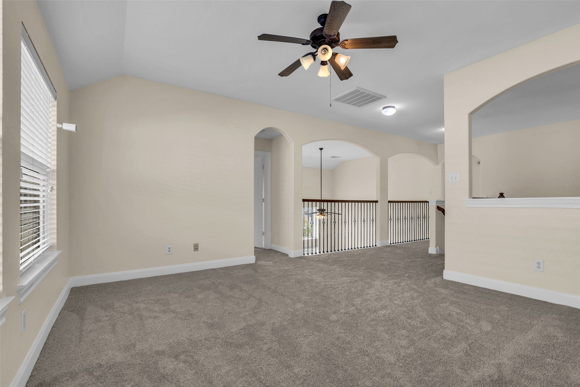 9907 Heritage Waters Court, Humble, TX 77396 The landing upstairs is a perfect flex space for play, school, or work. New carpet, fresh paint, and 5" baseboards continue upstairs.
