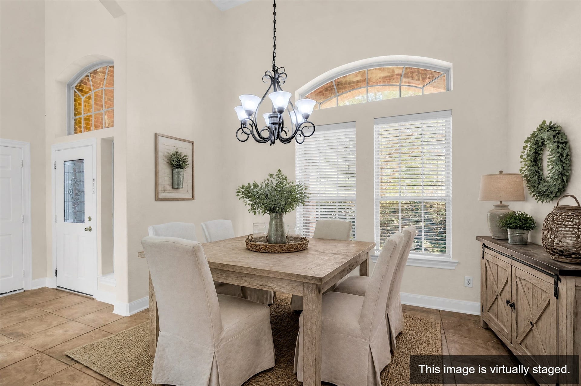 9907 Heritage Waters Court, Humble, TX 77396 This will be a great space to entertain during the holidays. (Virtually staged)