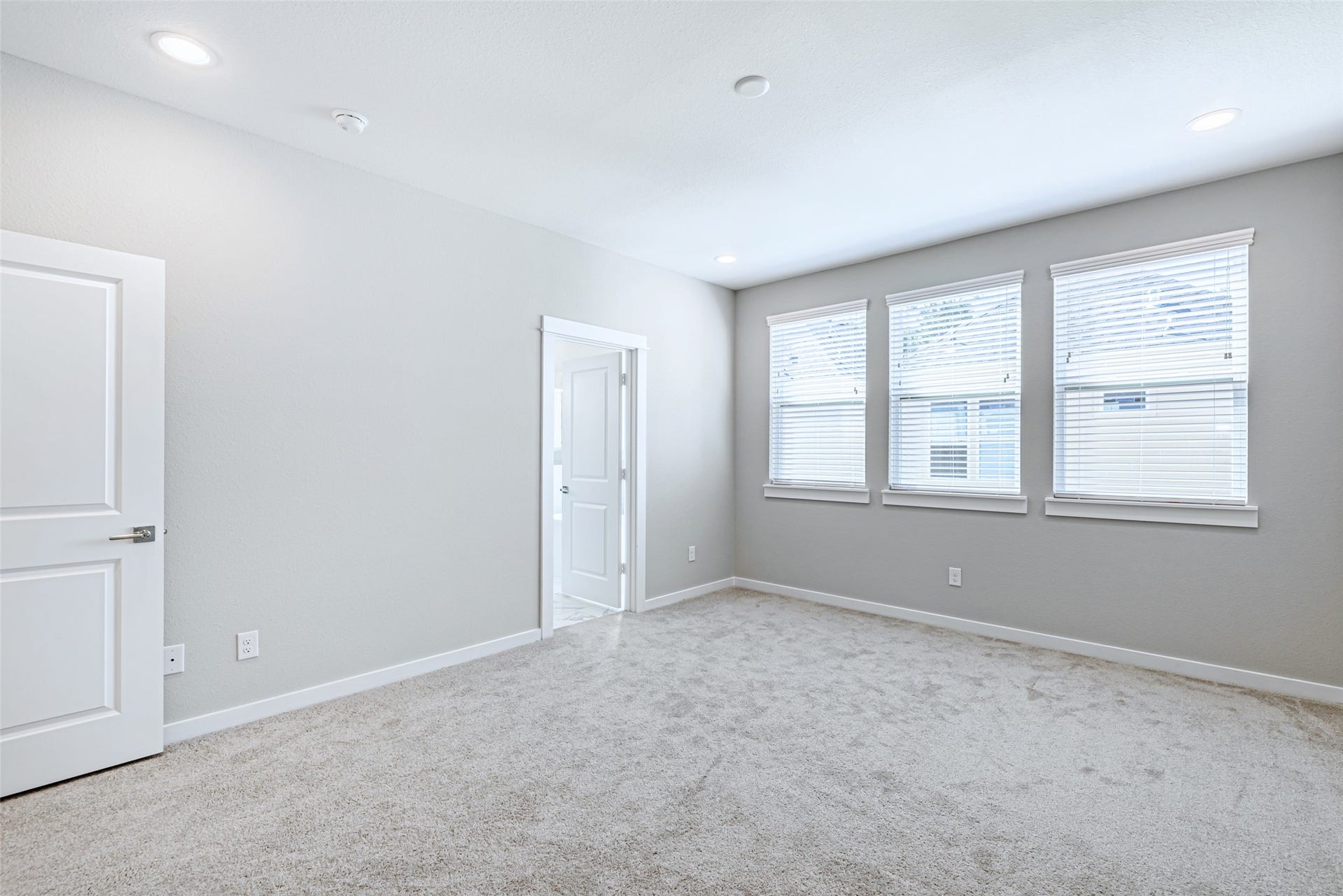 8423 Berry Brush Lane, Houston, TX 77022