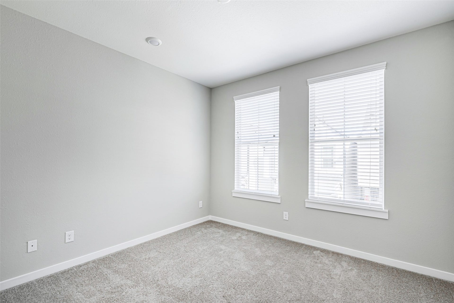 8423 Berry Brush Lane, Houston, TX 77022