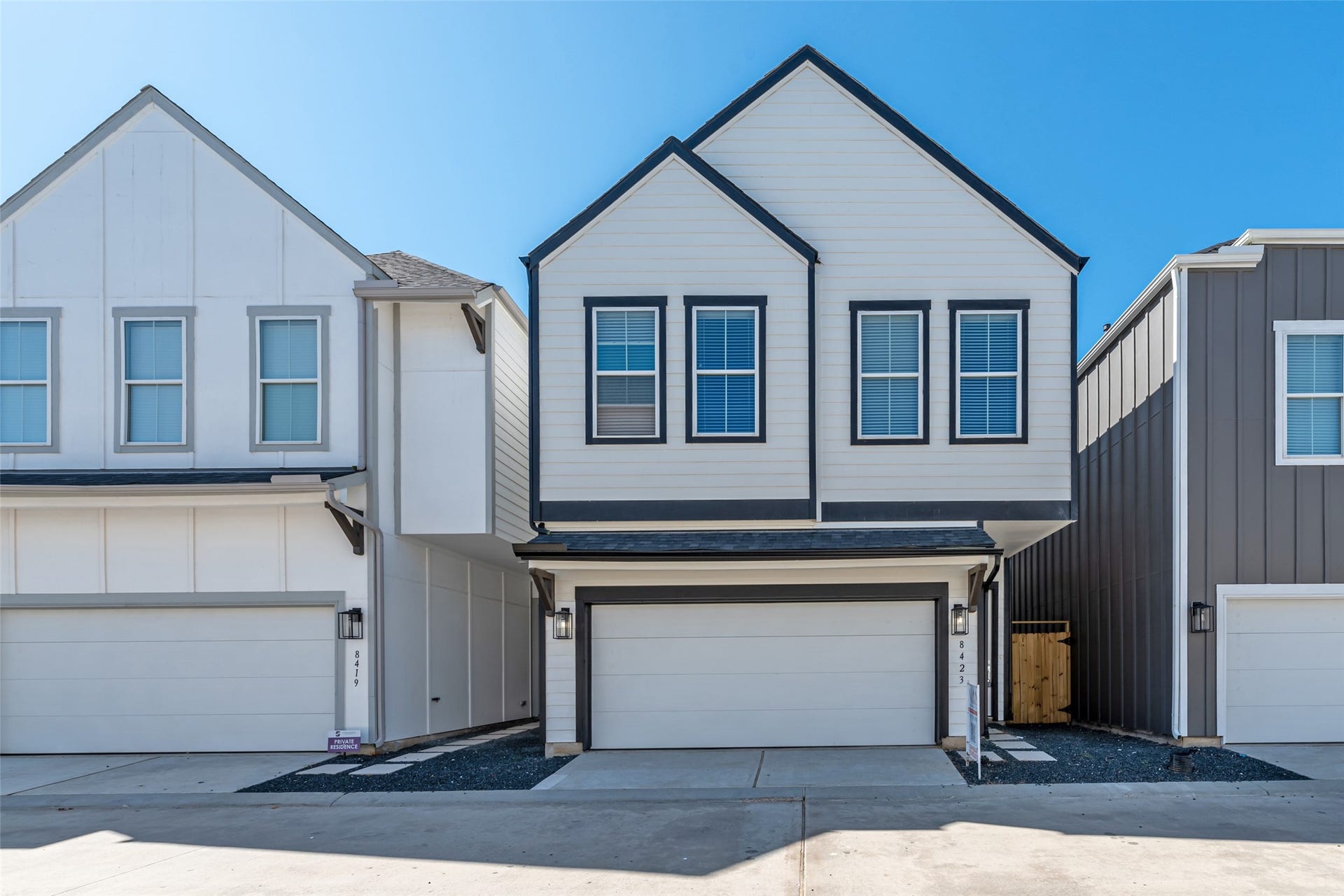 8423 Berry Brush Lane, Houston, TX 77022