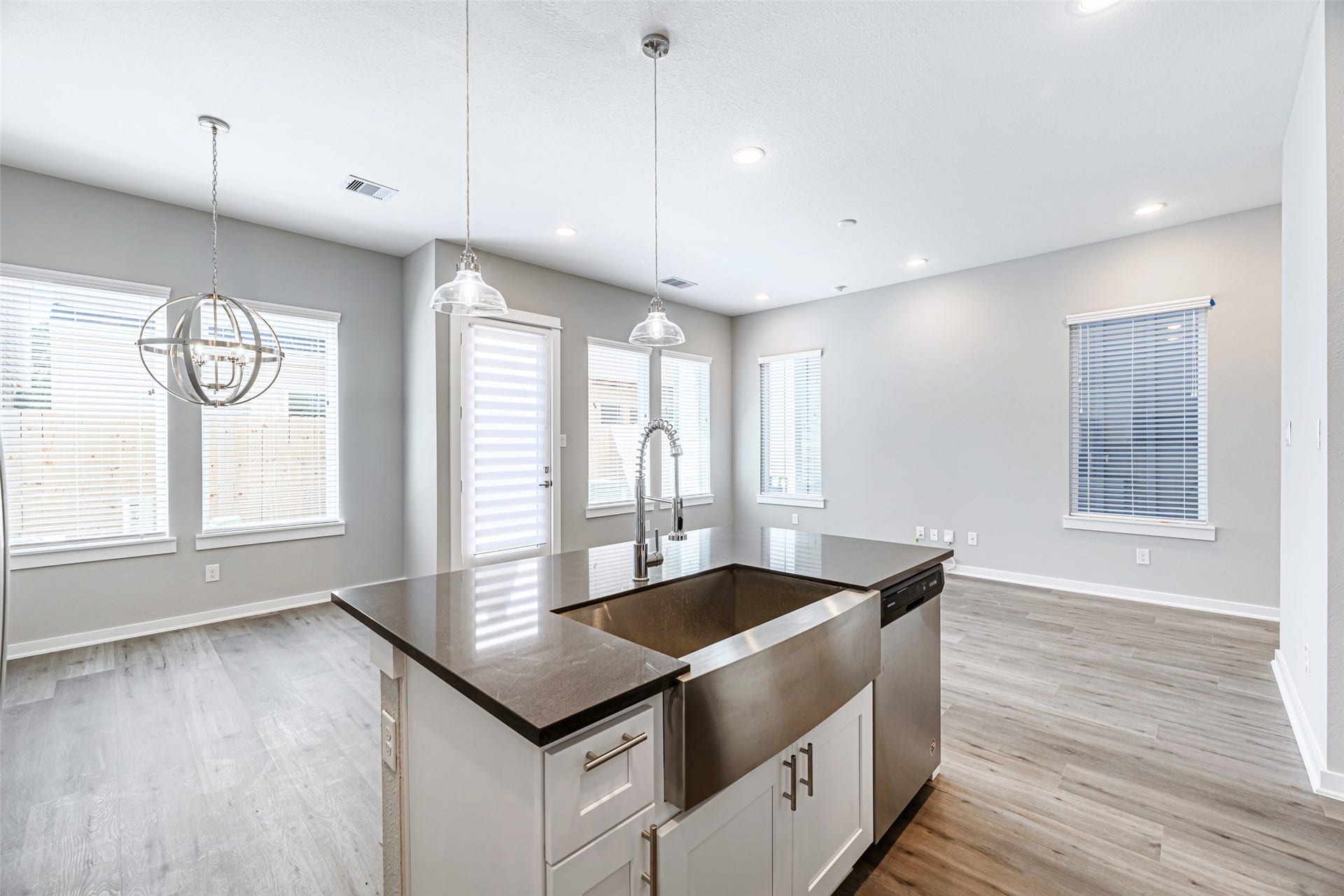 8423 Berry Brush Lane, Houston, TX 77022