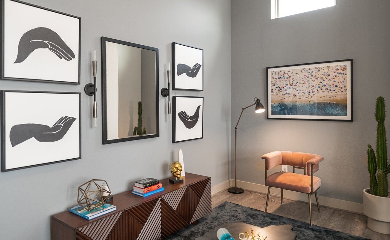 A little corner with endless possibilities. Create your favorite reading nook, display treasured artwork or simply enjoy a peaceful spot all your own. The dramatic accent wall lends character and sophistication to this inviting space.
