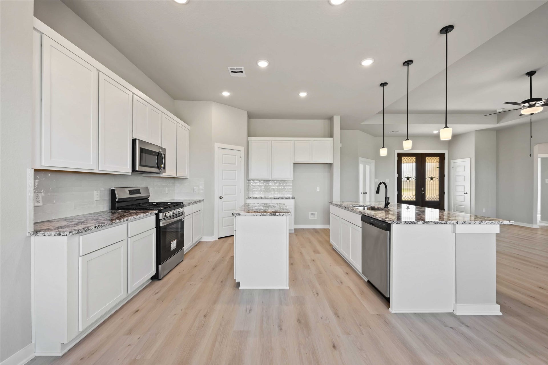 6702 Pelican Lane, Beasley, TX 77417 6702 Pelican Lane, Beasley, TX 77417