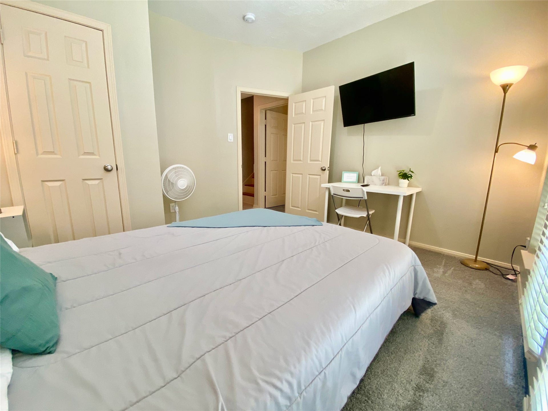5202 Crawford Street, #17, Houston, TX 77004 Third Bedroom