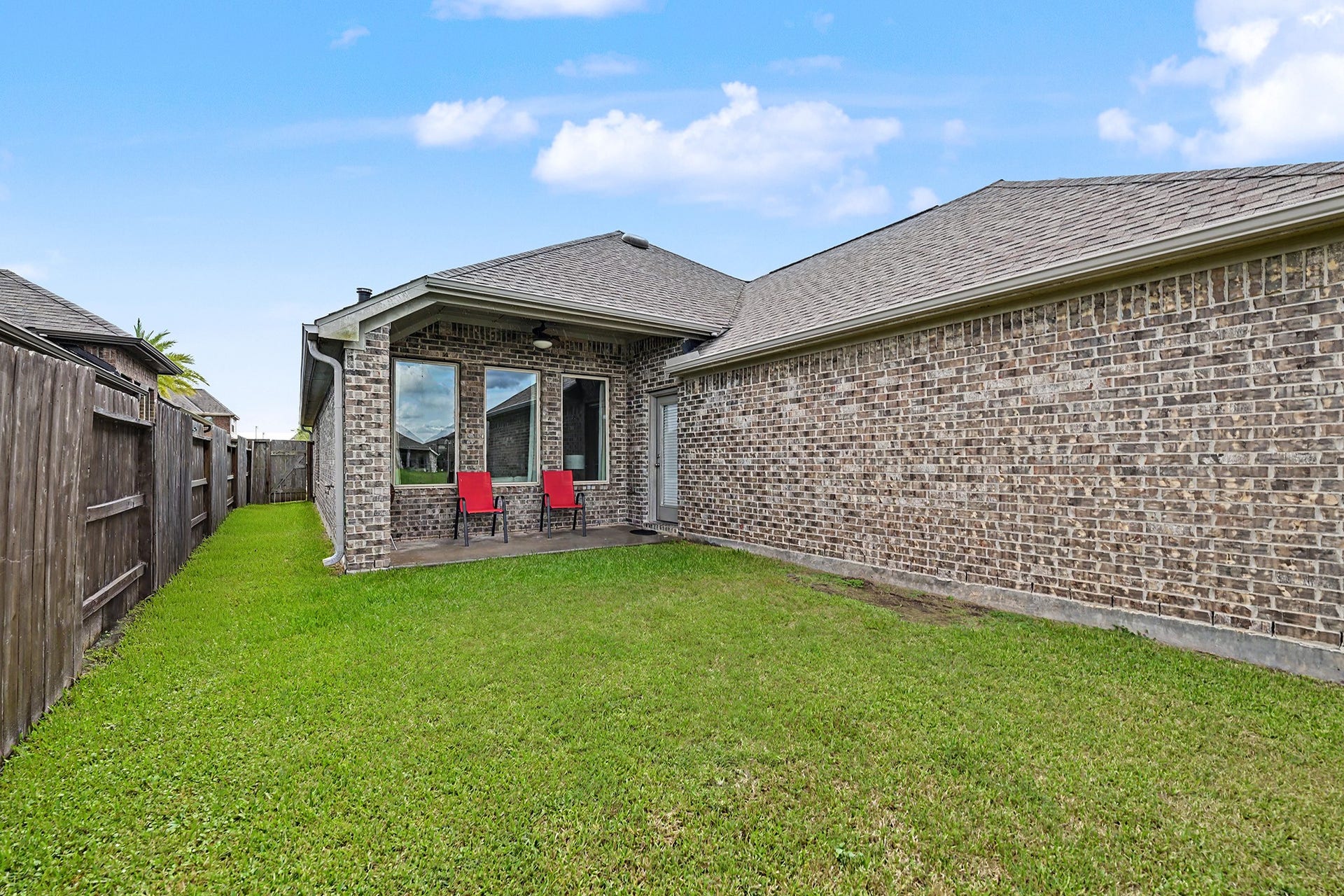 2735 Broad Reach Road, Manvel, TX 77578
