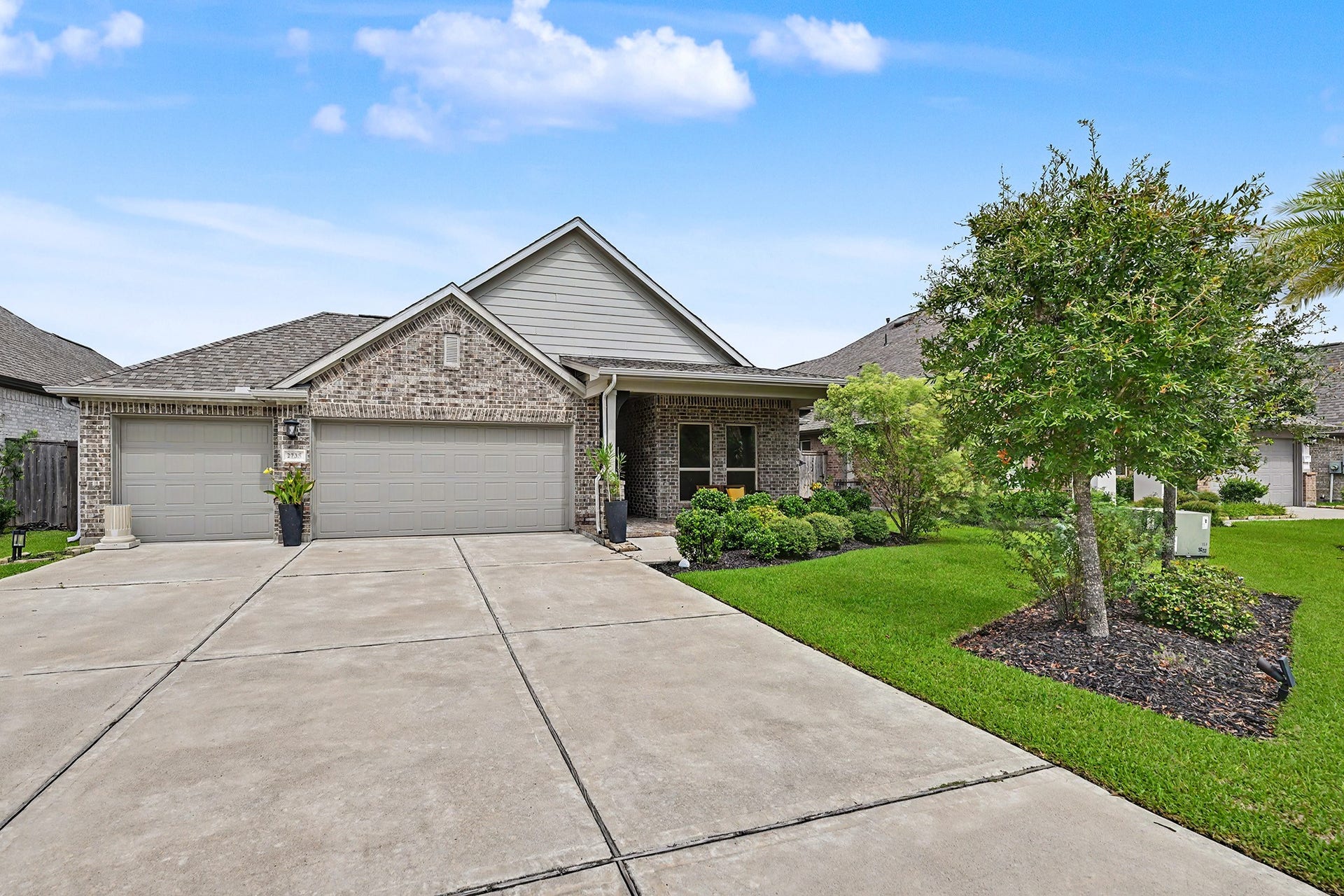 2735 Broad Reach Road, Manvel, TX 77578