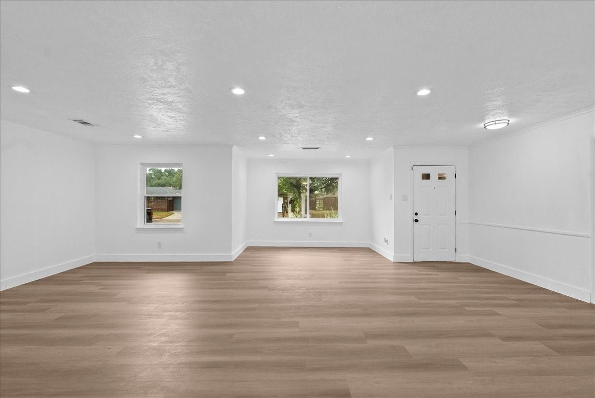 11510 Mullins Drive, Houston, TX 77035 11510 Mullins Drive, Houston, TX 77035