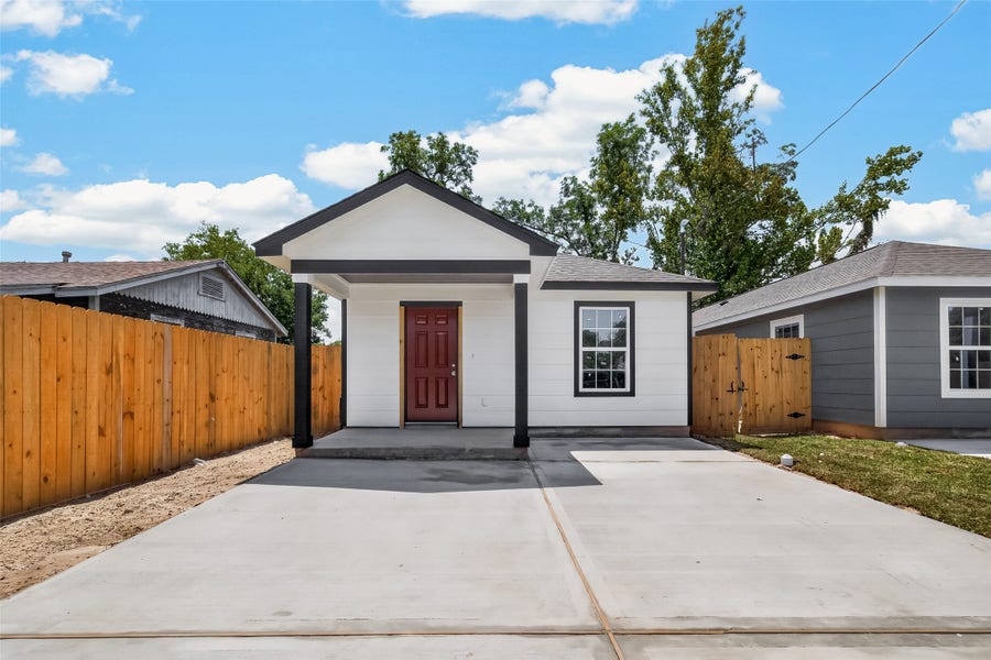 Property photo for 7414 S Hall Street, Houston, TX
